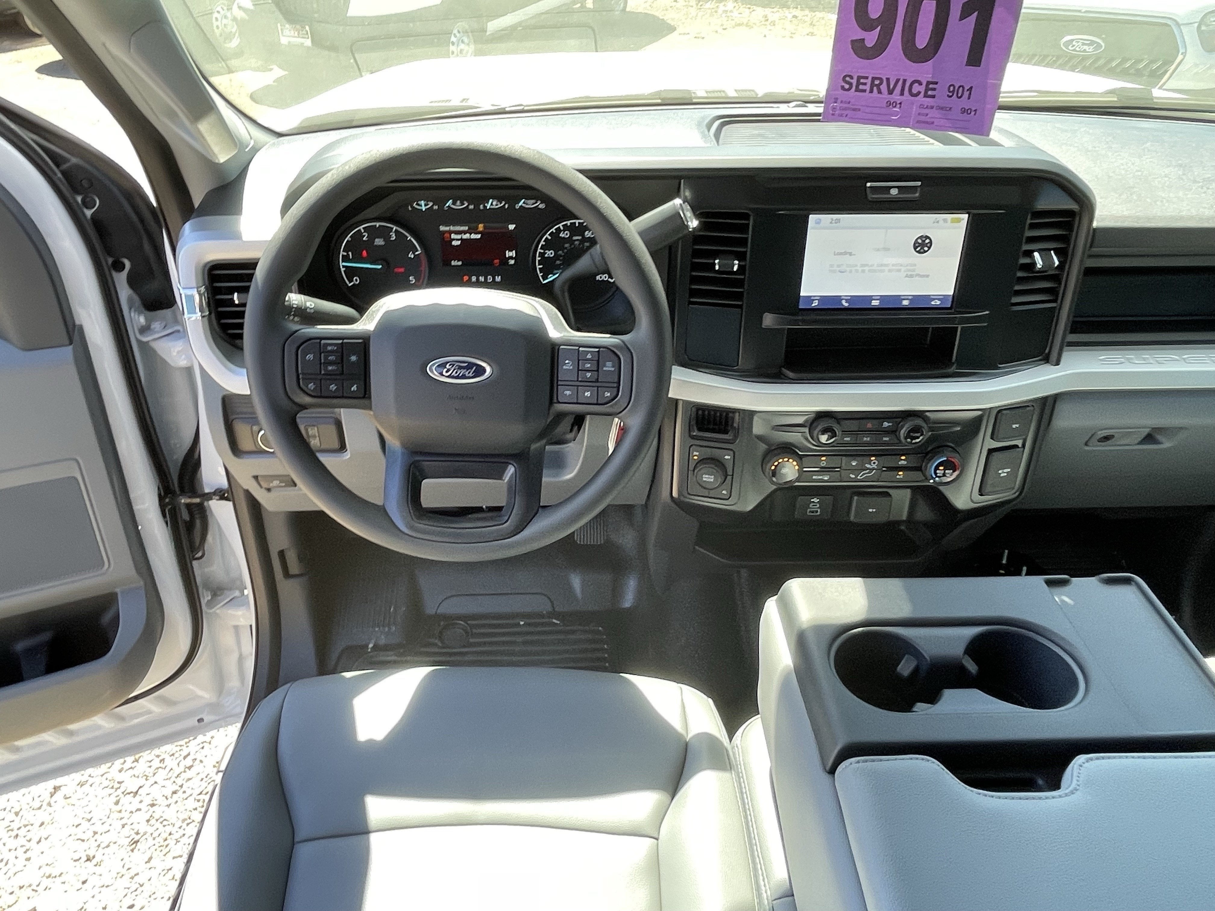 2026 Ford Super Duty F-450 DRW XL 4WD SuperCab 192 WB 84 CA