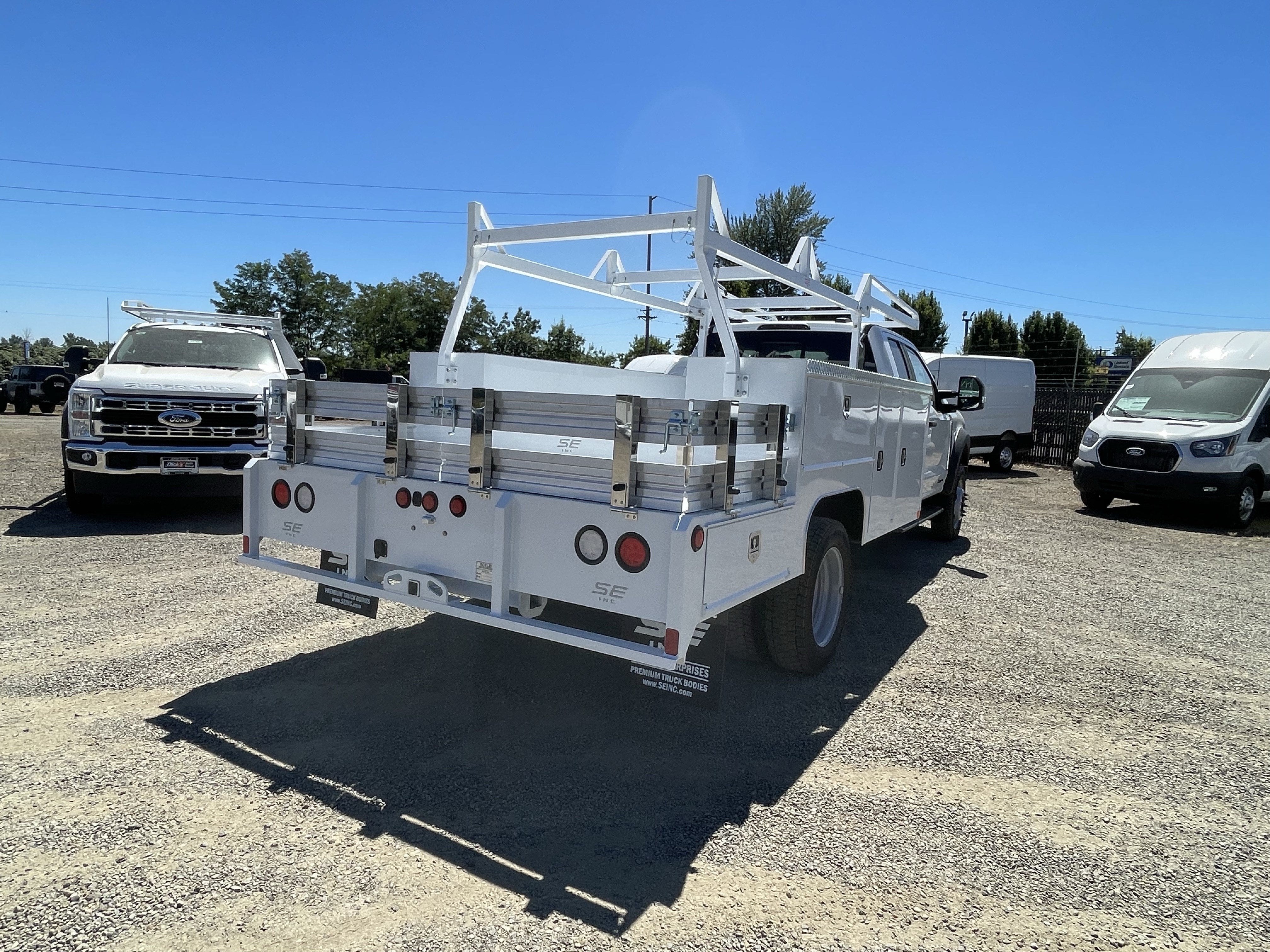 2026 Ford Super Duty F-450 DRW XL 4WD SuperCab 192 WB 84 CA