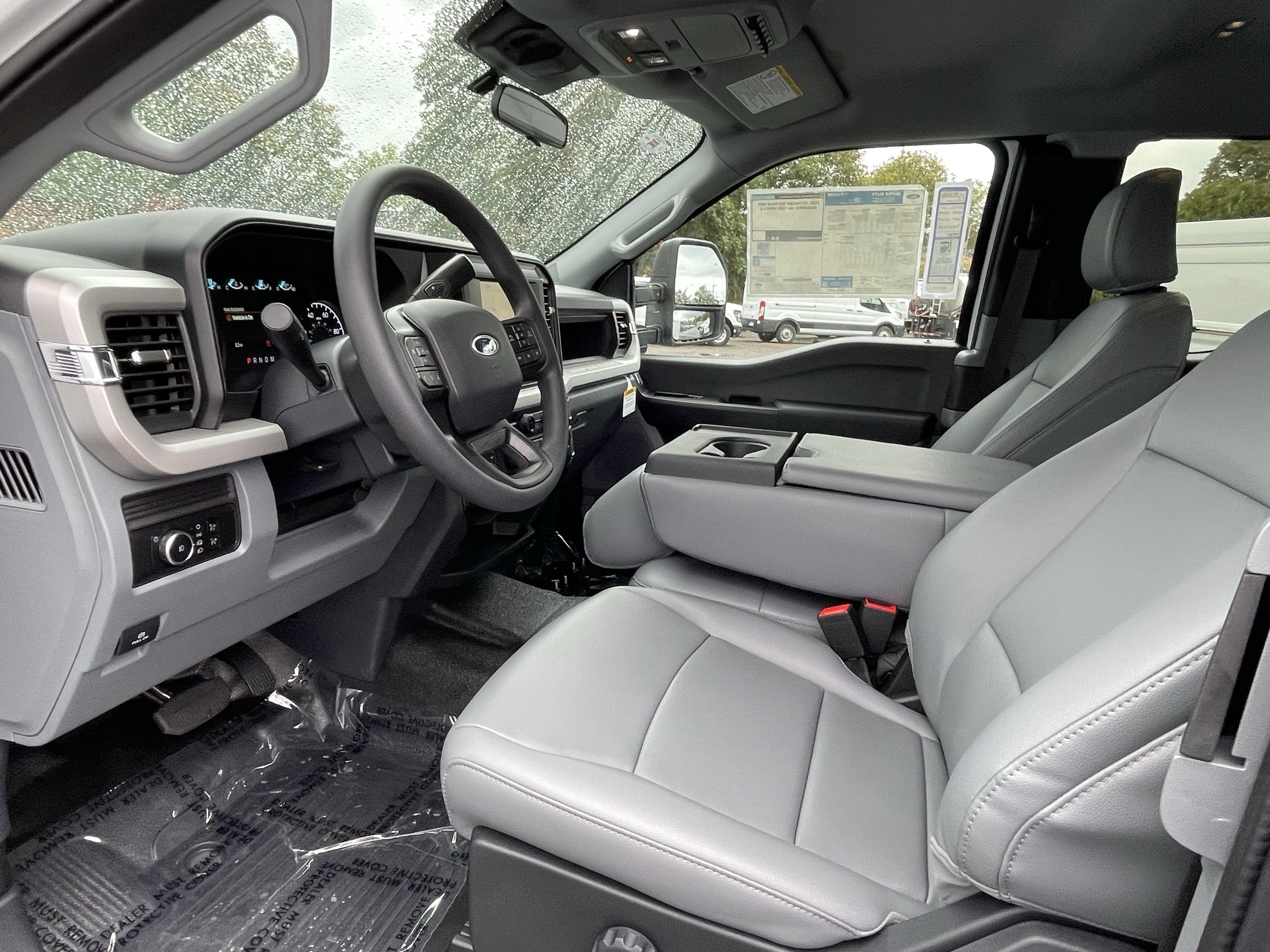 2026 Ford Super Duty F-450 DRW XL 4WD SuperCab 192 WB 84 CA