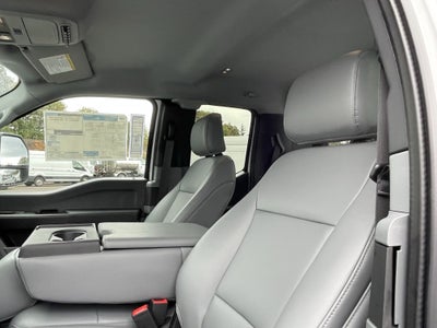 2026 Ford Super Duty F-450 DRW XL 4WD SuperCab 192 WB 84 CA