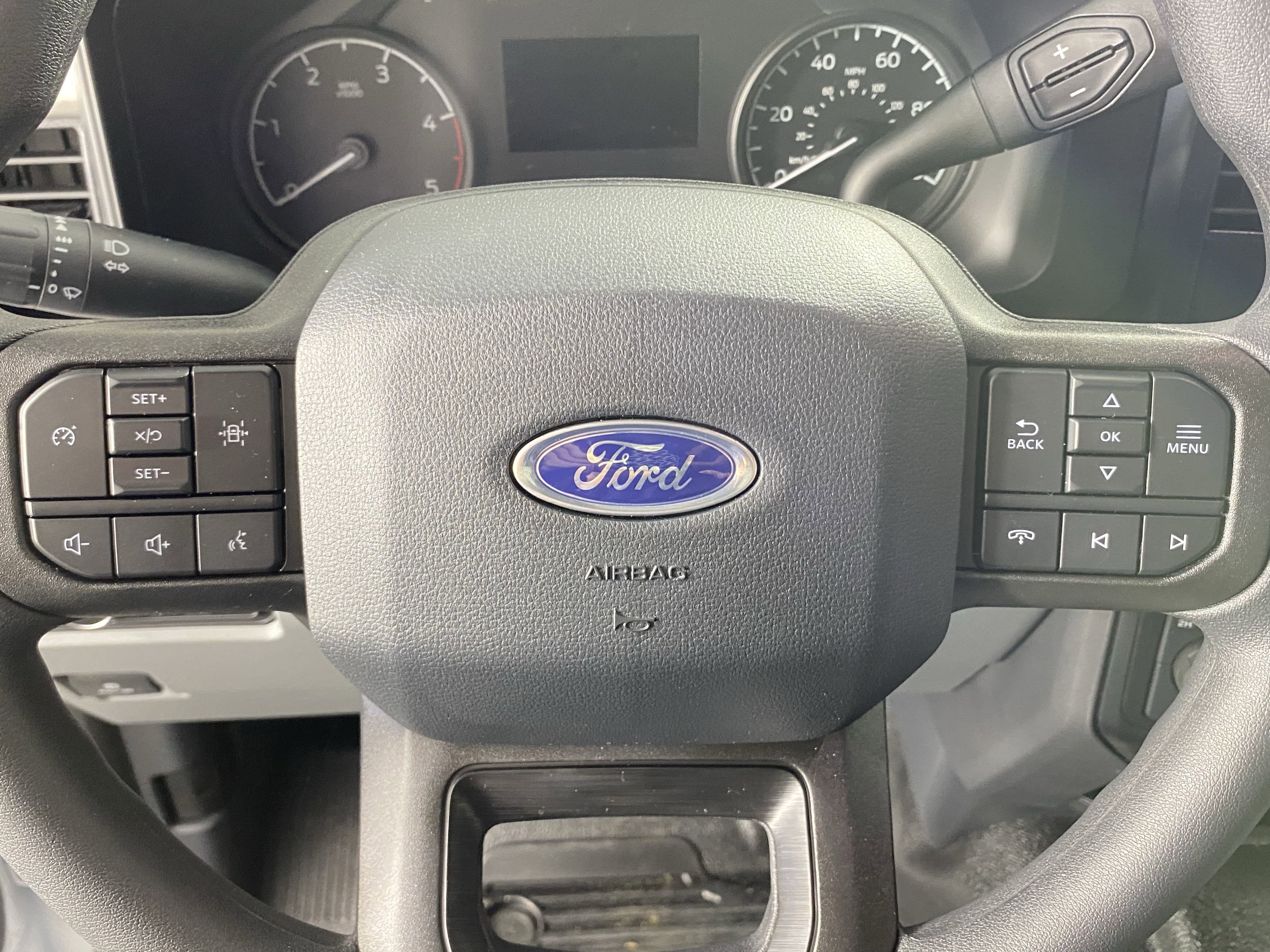 2025 Ford Super Duty F-550 DRW XL