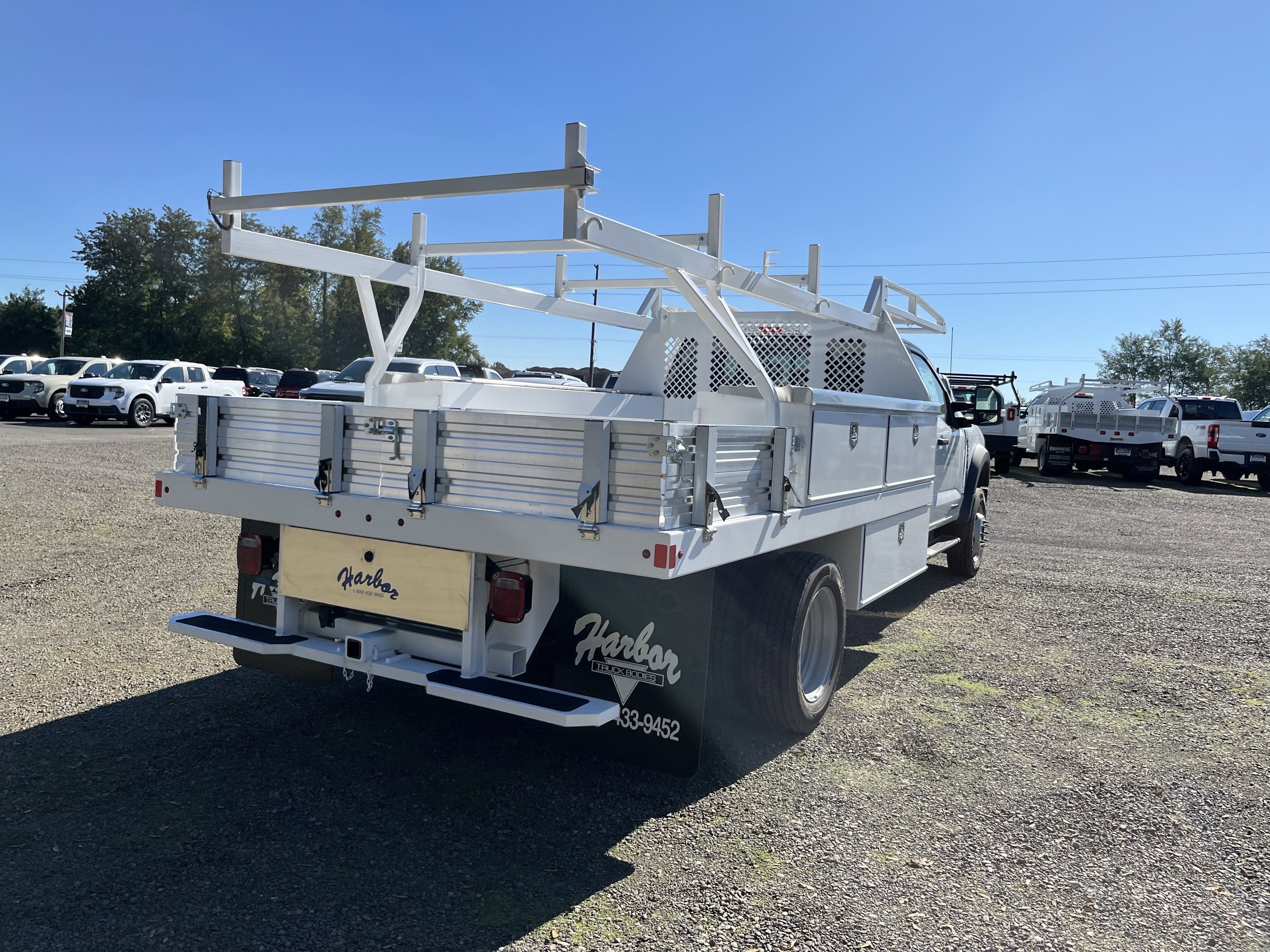 2025 Ford Super Duty F-550 DRW XL