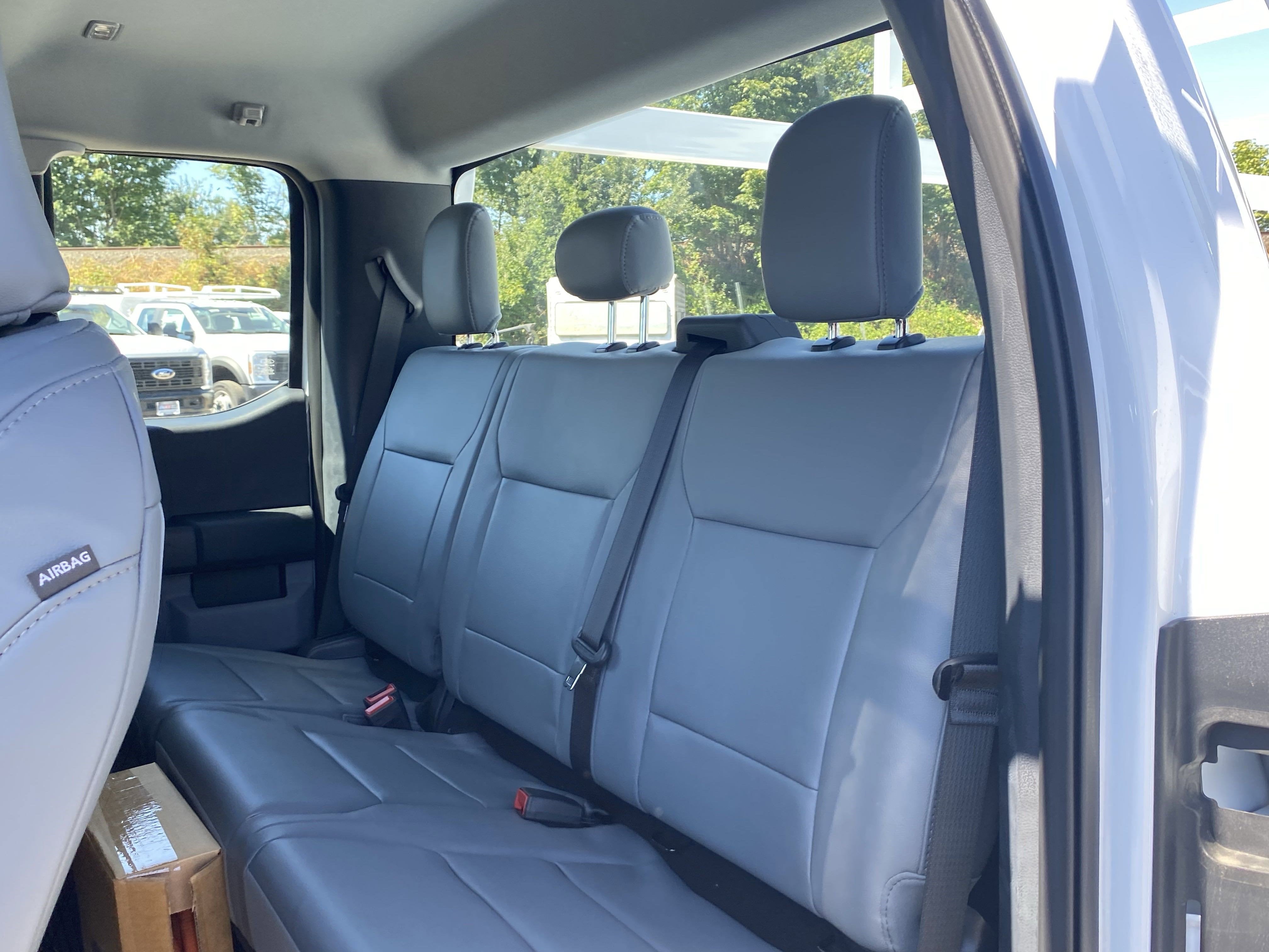 2025 Ford Super Duty F-550 DRW XL