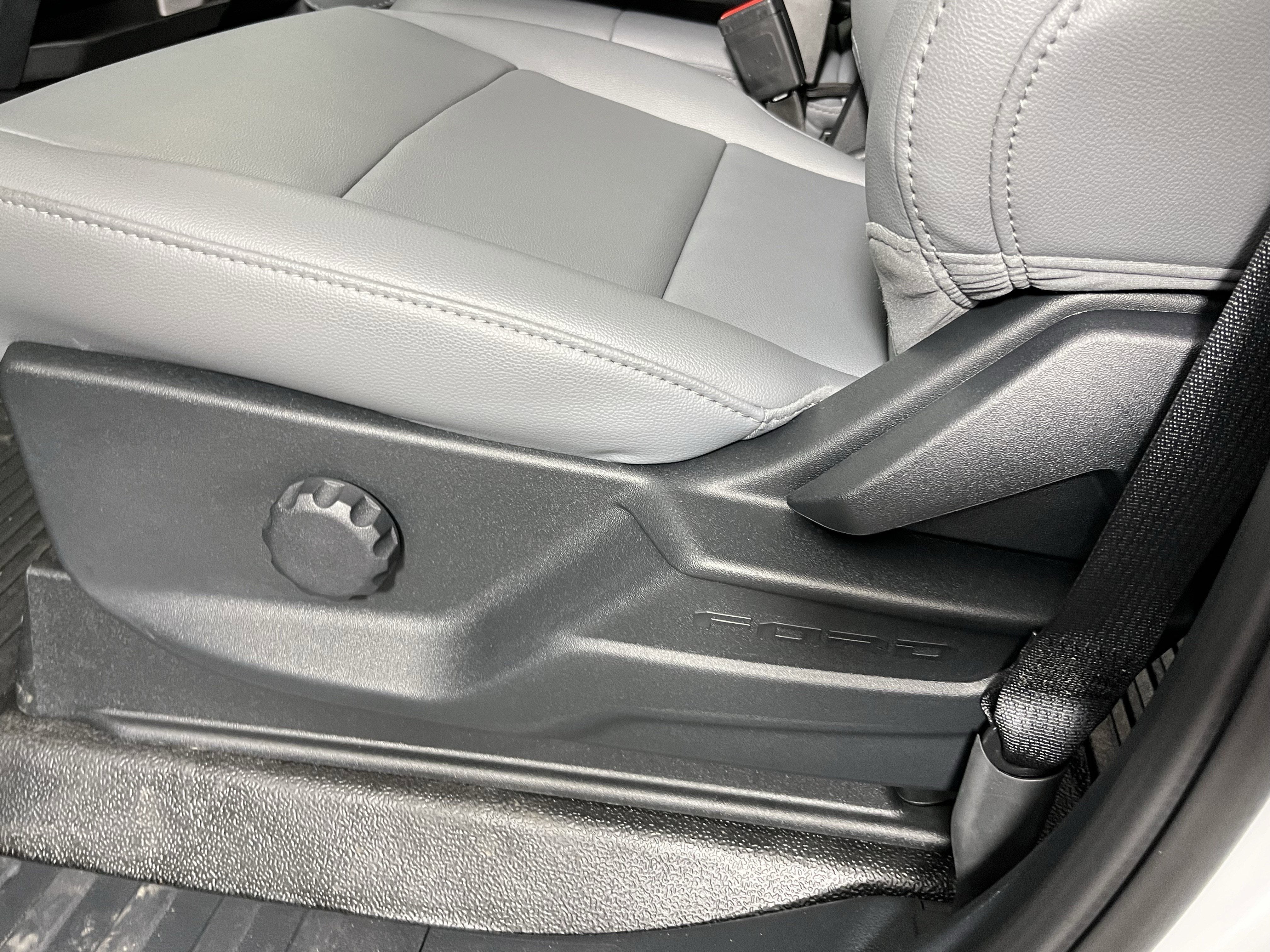 2026 Ford Super Duty F-250 SRW XL 4WD Crew Cab 6.75' Box