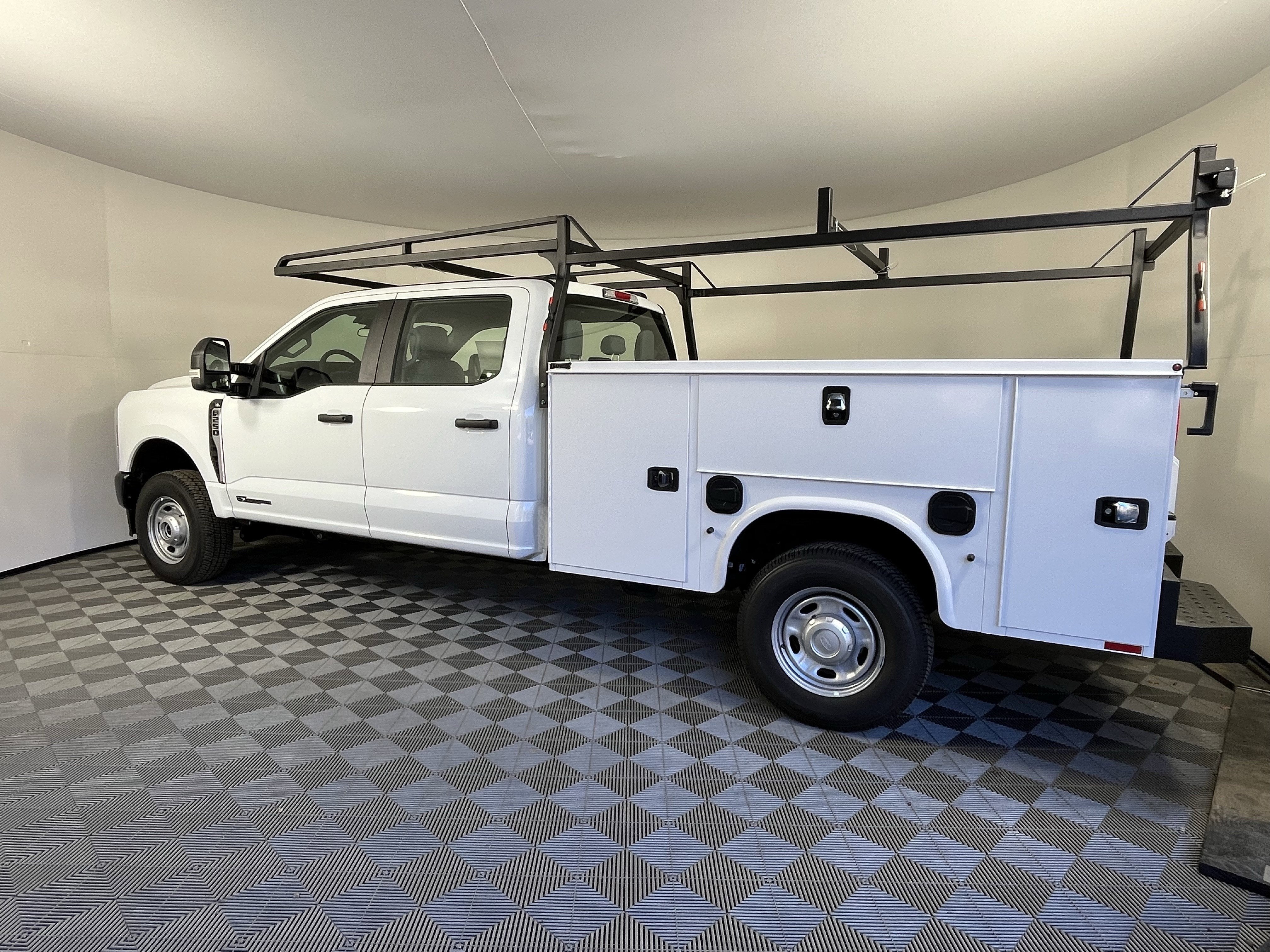 2026 Ford Super Duty F-250 SRW XL 4WD Crew Cab 6.75' Box