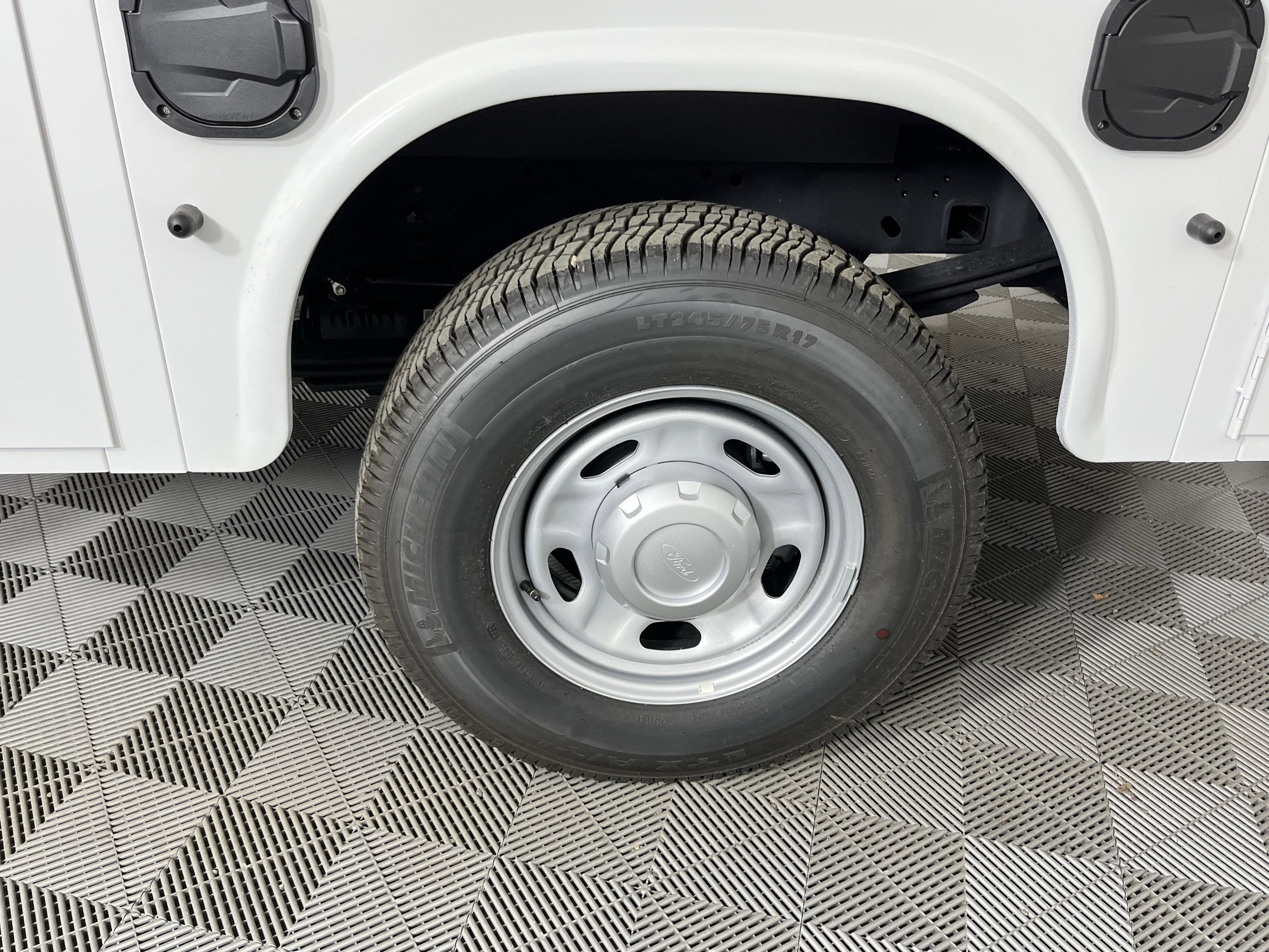 2026 Ford Super Duty F-250 SRW XL 4WD Crew Cab 6.75' Box