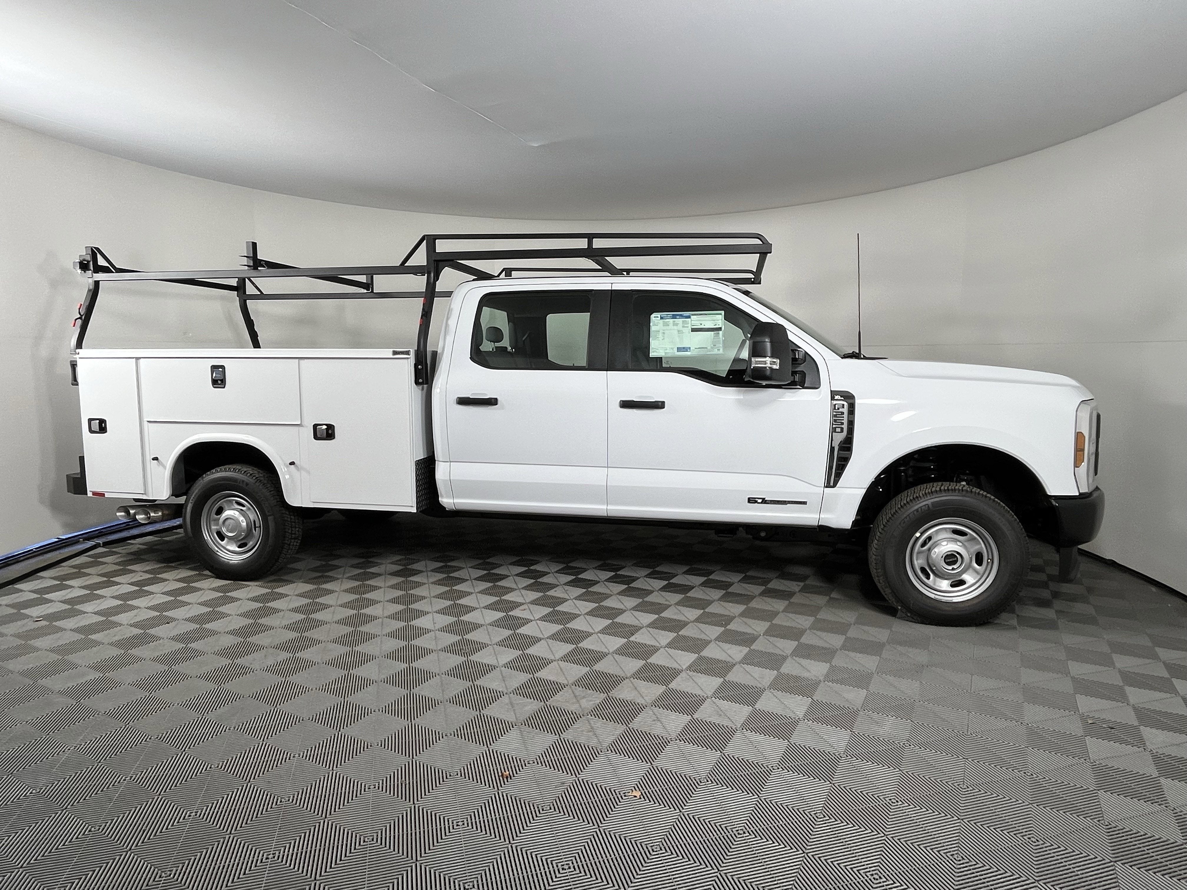 2026 Ford Super Duty F-250 SRW XL 4WD Crew Cab 6.75' Box