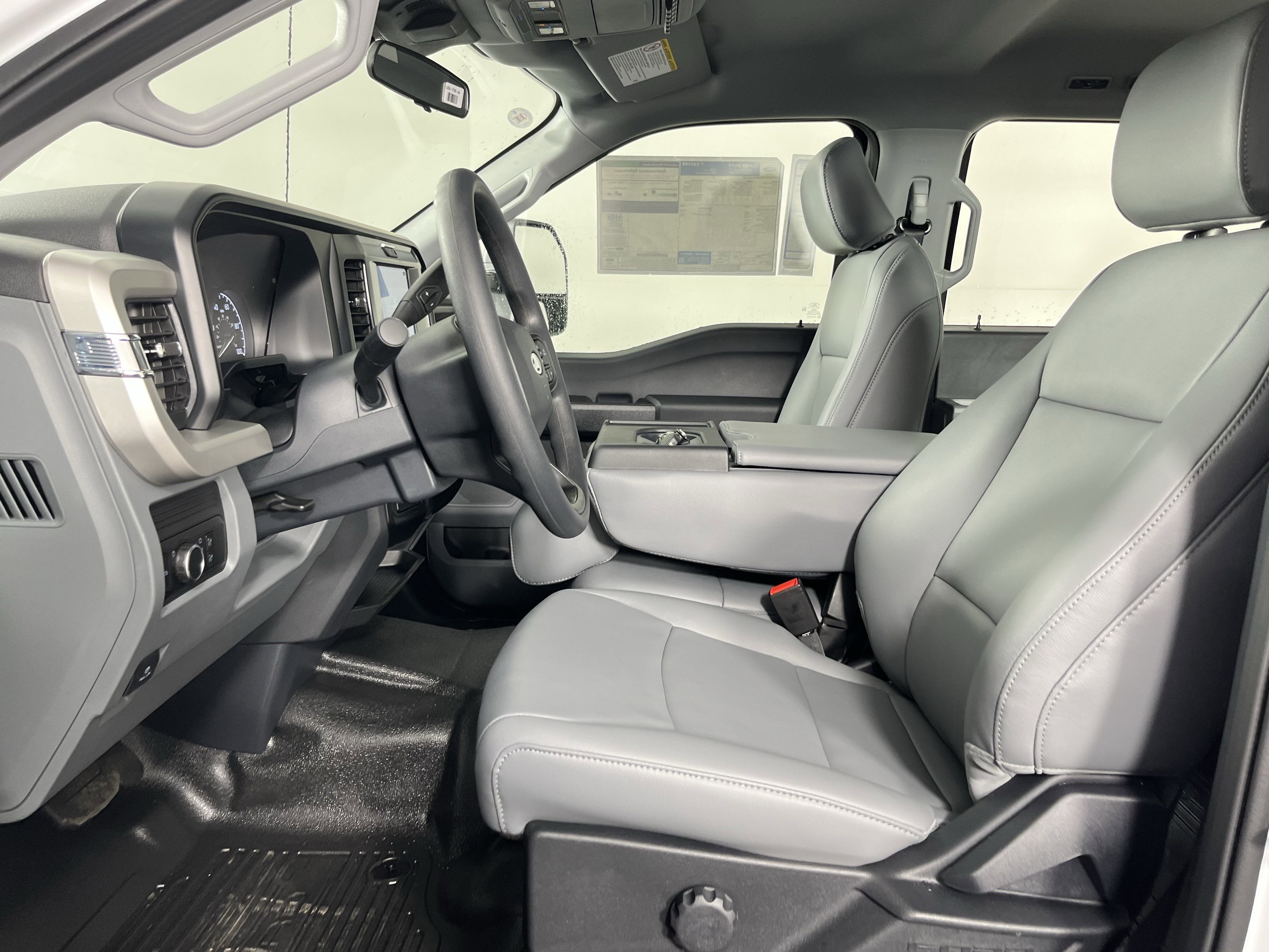 2026 Ford Super Duty F-250 SRW XL 4WD Crew Cab 6.75' Box