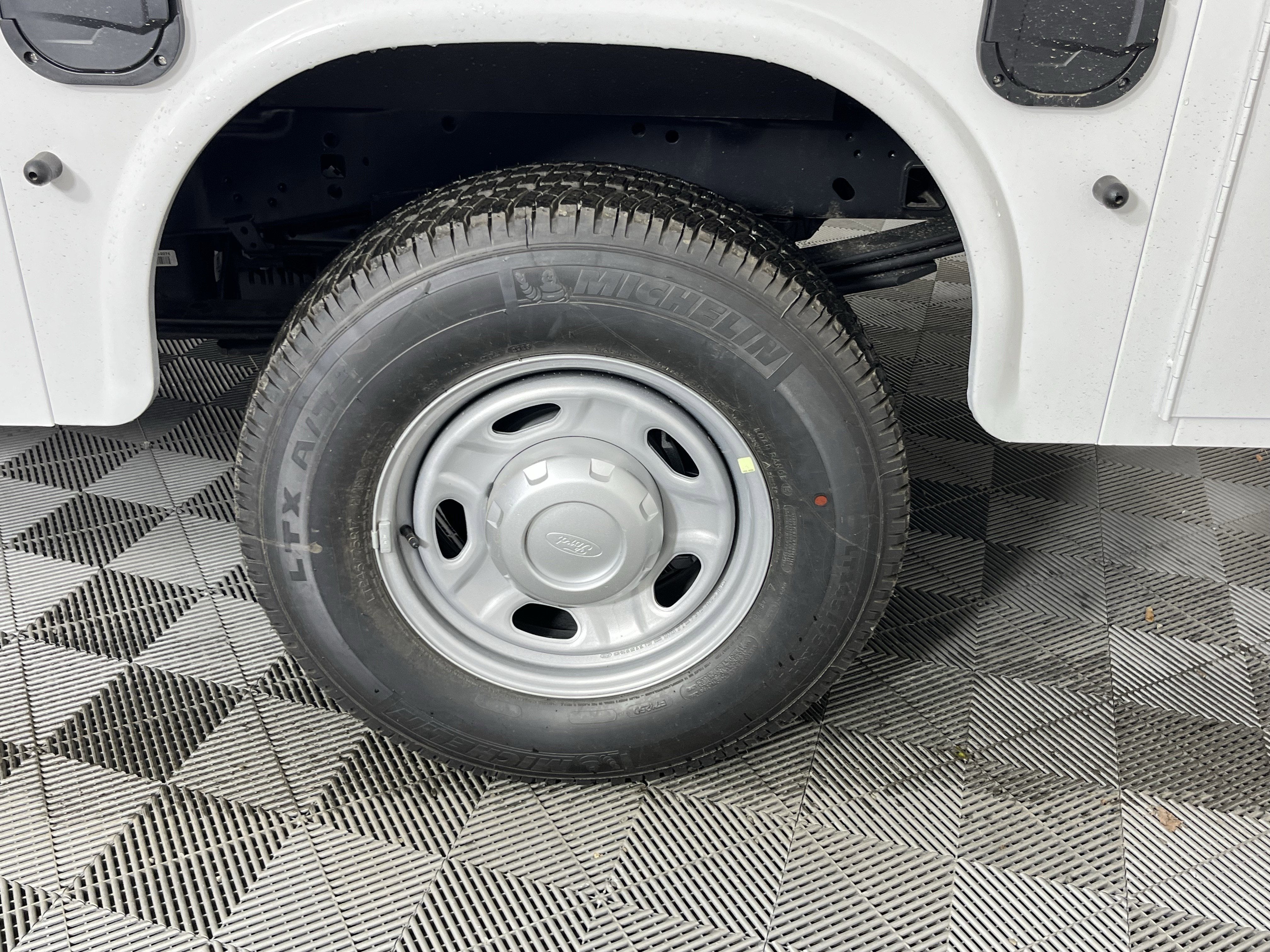 2026 Ford Super Duty F-250 SRW XL 4WD Crew Cab 6.75' Box