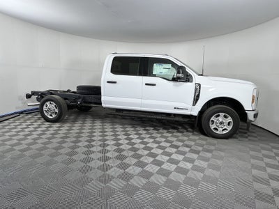 2026 Ford Super Duty F-350 SRW XLT 4WD Crew Cab 179 WB 60 CA