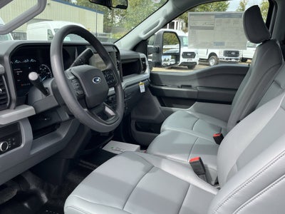 2026 Ford Super Duty F-350 DRW XL 4WD Crew Cab 179 WB 60 CA