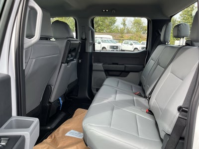 2026 Ford Super Duty F-350 DRW XL 4WD Crew Cab 179 WB 60 CA