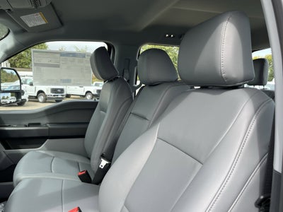 2026 Ford Super Duty F-350 DRW XL 4WD Crew Cab 179 WB 60 CA