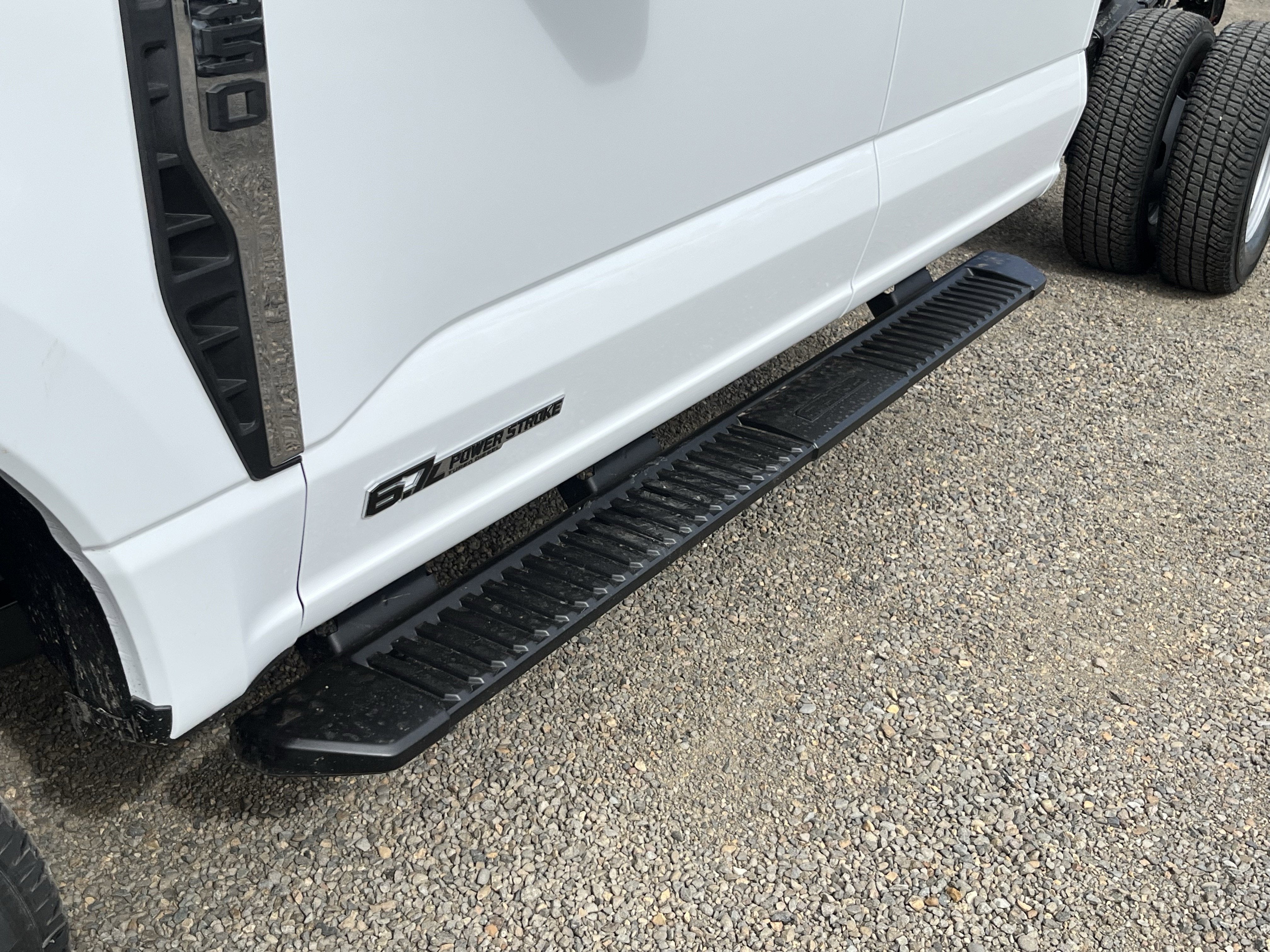 2026 Ford Super Duty F-350 DRW XL 4WD Crew Cab 179 WB 60 CA