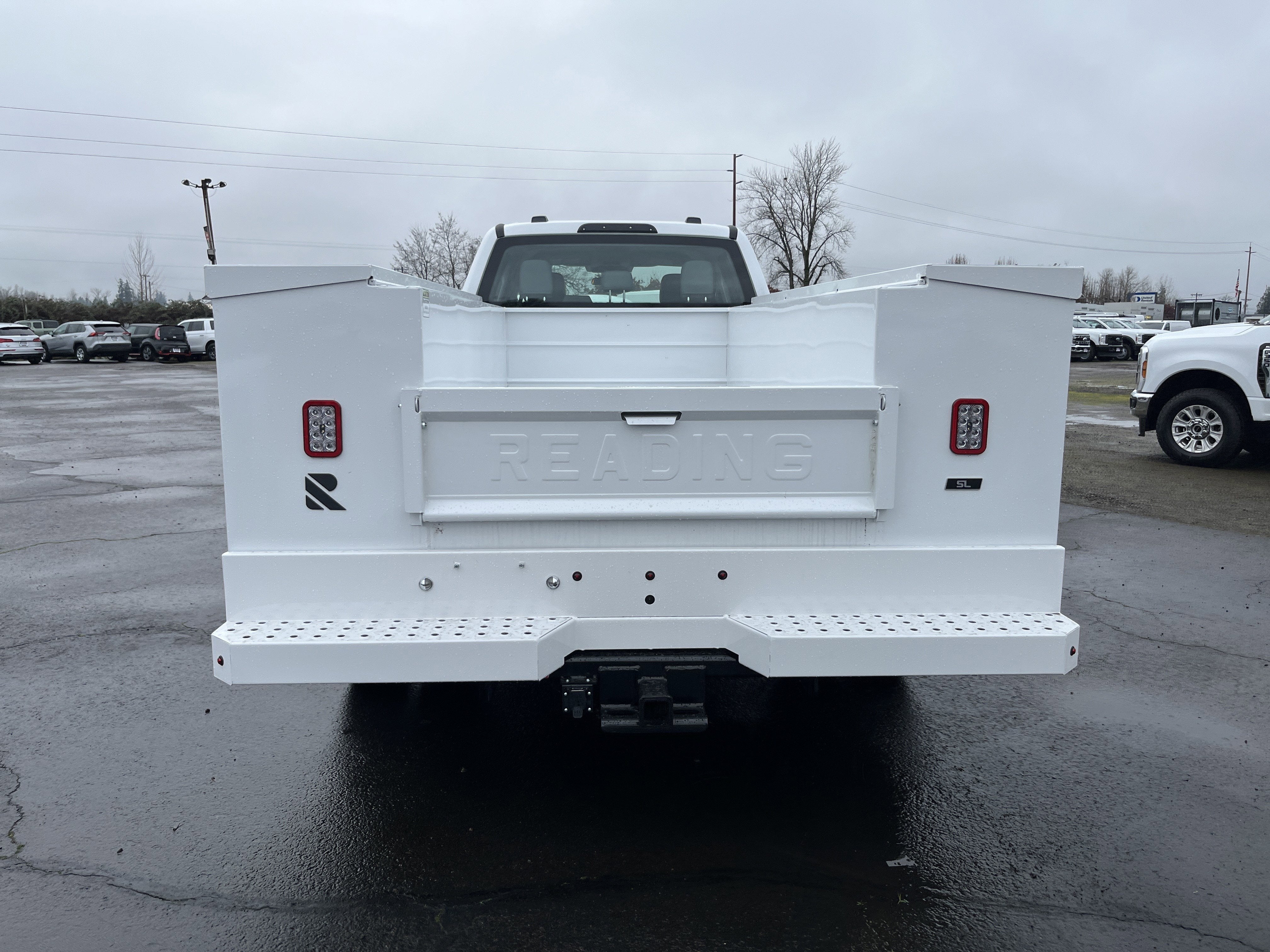 2026 Ford Super Duty F-350 DRW XL 4WD Crew Cab 179 WB 60 CA