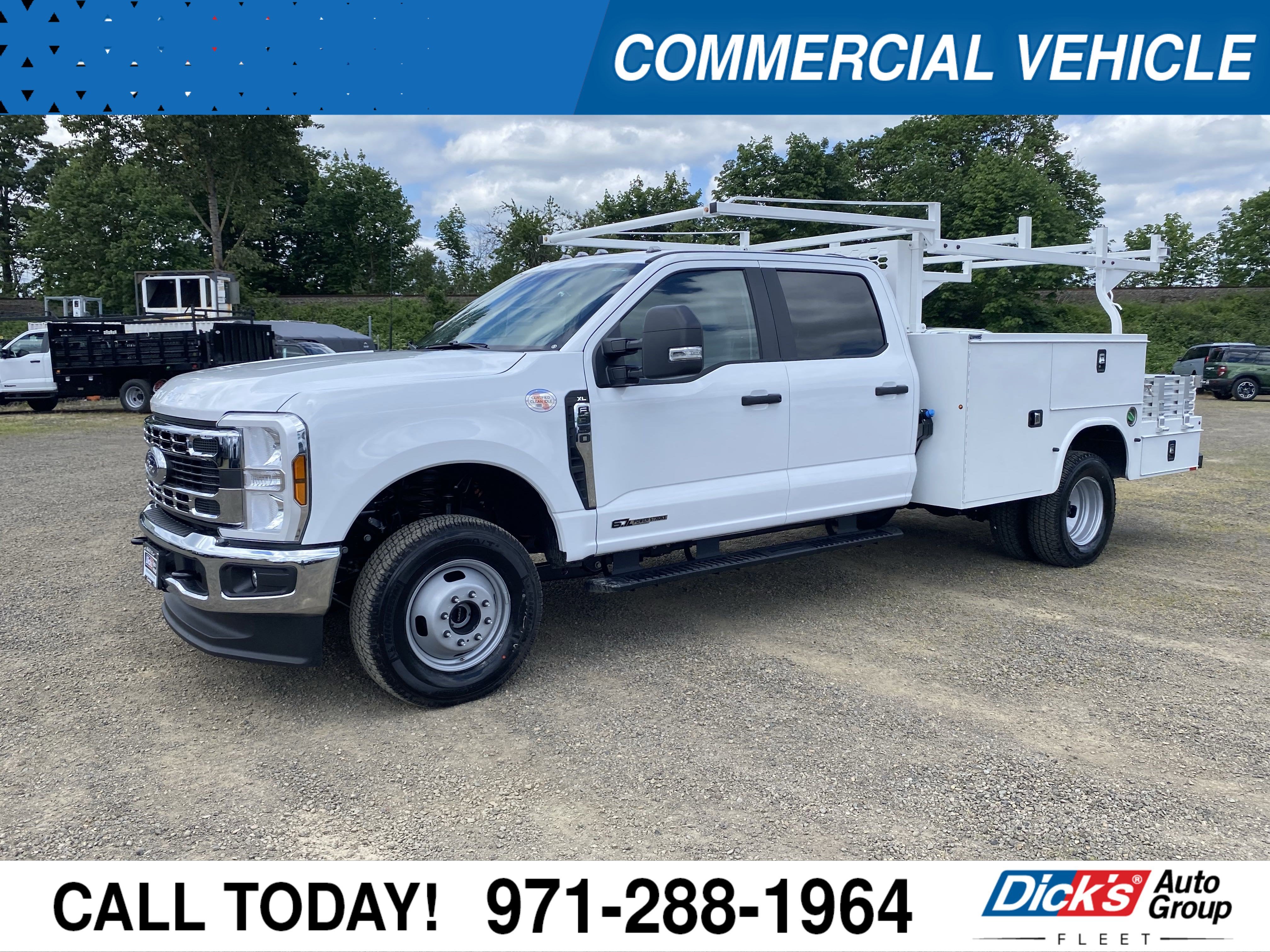 2025 Ford Super Duty F-350 DRW XL 4WD Crew Cab 179 WB 60 CA