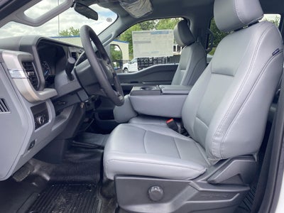 2025 Ford Super Duty F-350 DRW XL 4WD Crew Cab 179 WB 60 CA