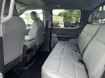 2025 Ford Super Duty F-350 DRW XL 4WD Crew Cab 179 WB 60 CA