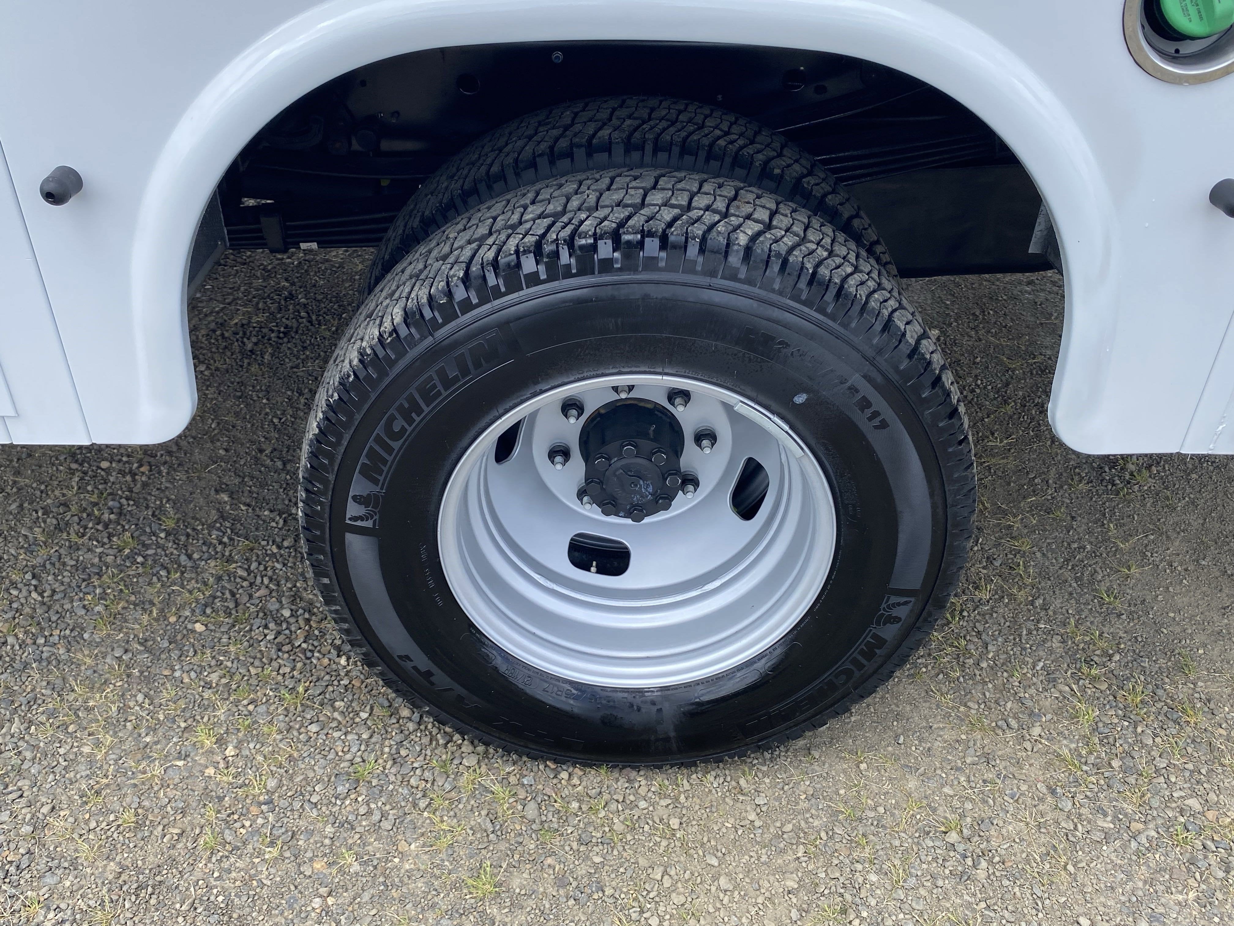 2025 Ford Super Duty F-350 DRW XL 4WD Crew Cab 179 WB 60 CA