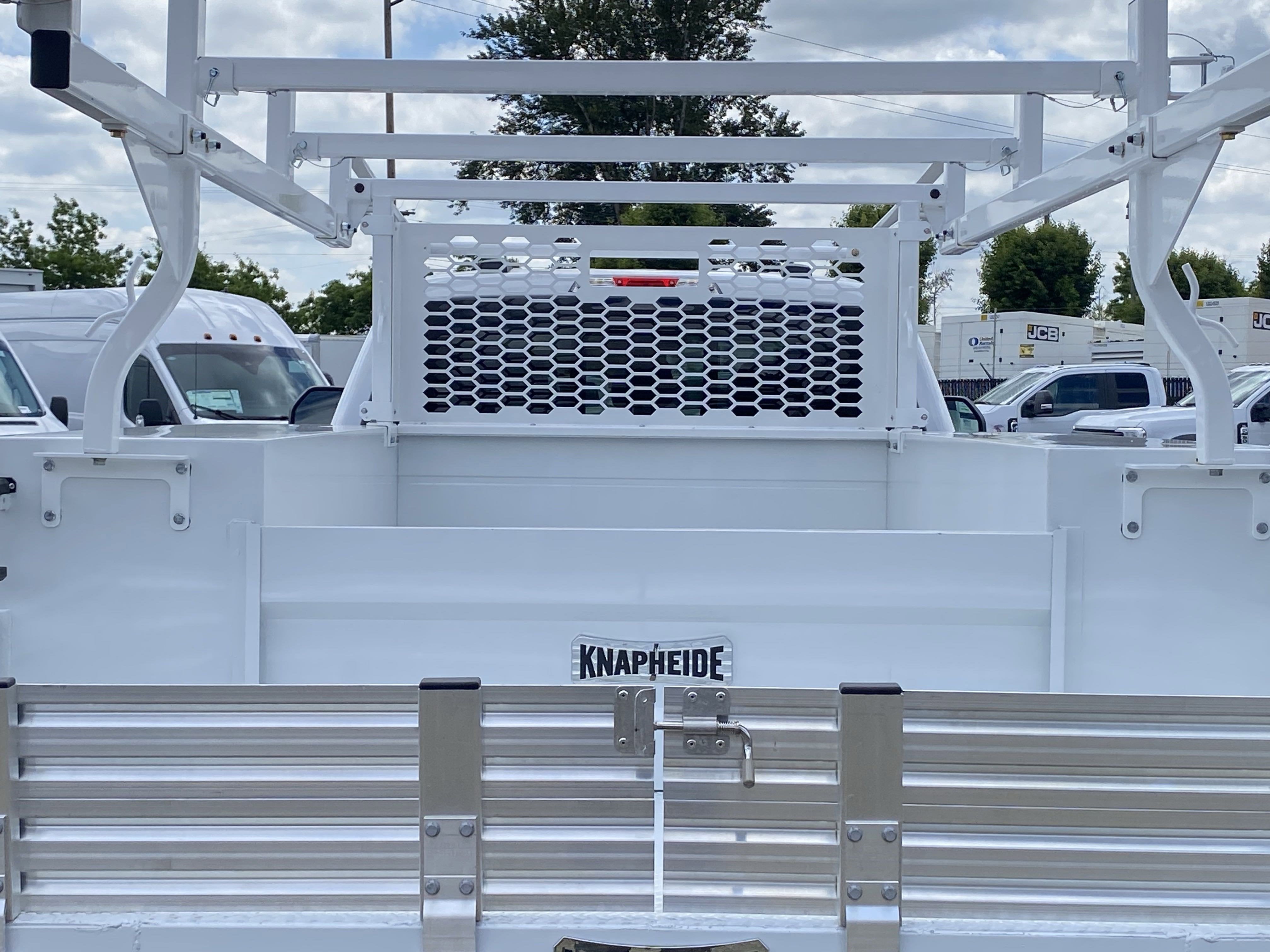 2025 Ford Super Duty F-350 DRW XL 4WD Crew Cab 179 WB 60 CA