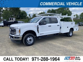 2025 Ford Super Duty F-350 DRW XL 4WD Crew Cab 179 WB 60 CA