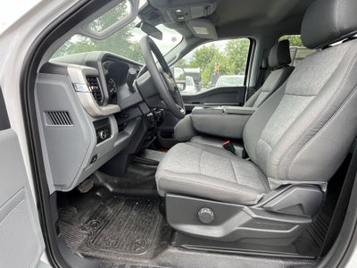 2026 Ford Super Duty F-350 DRW XL 4WD Crew Cab 179 WB 60 CA
