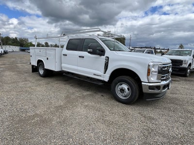 2026 Ford Super Duty F-350 DRW XL 4WD Crew Cab 179 WB 60 CA