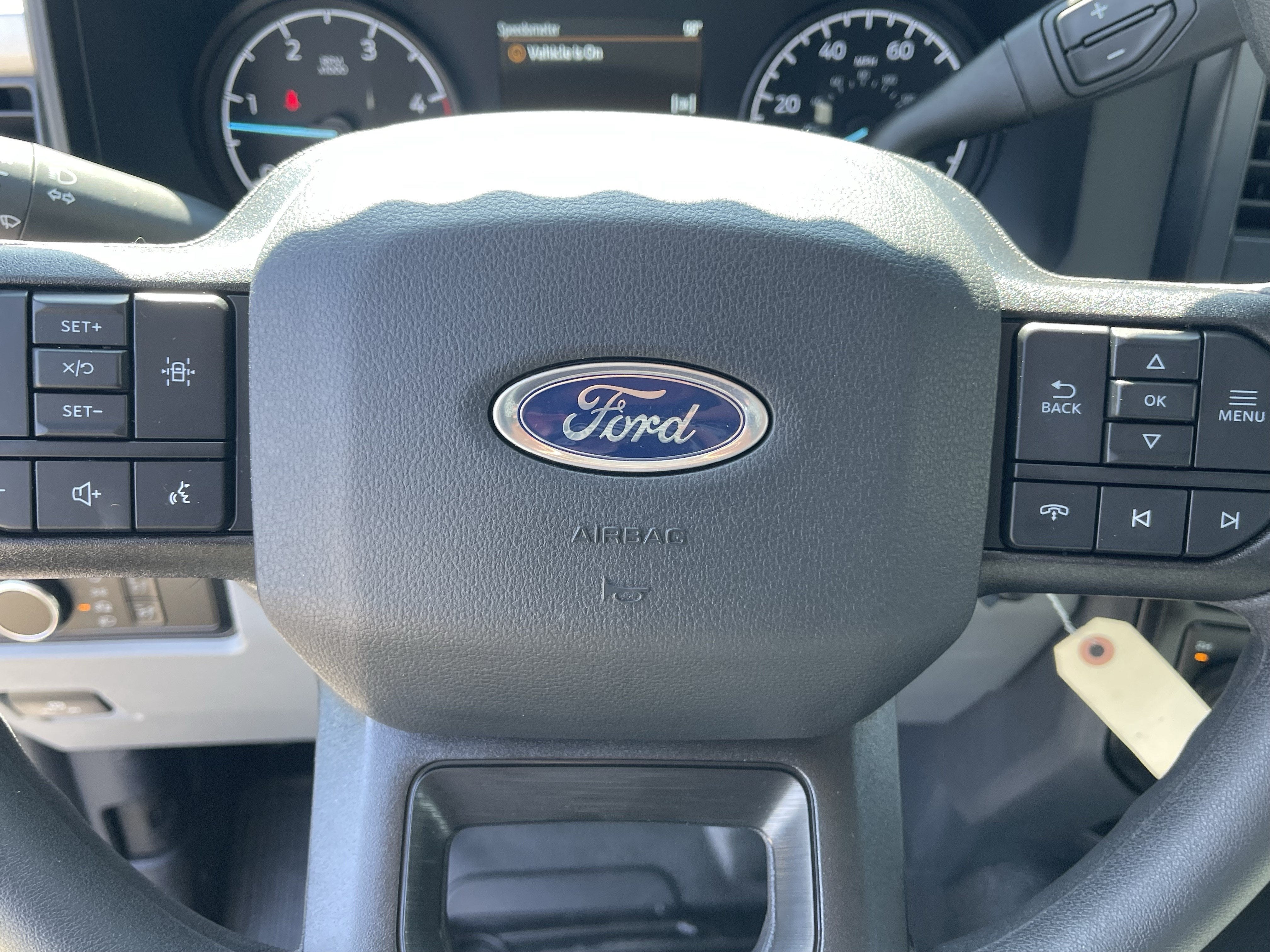 2026 Ford Super Duty F-350 DRW XL 4WD Crew Cab 179 WB 60 CA