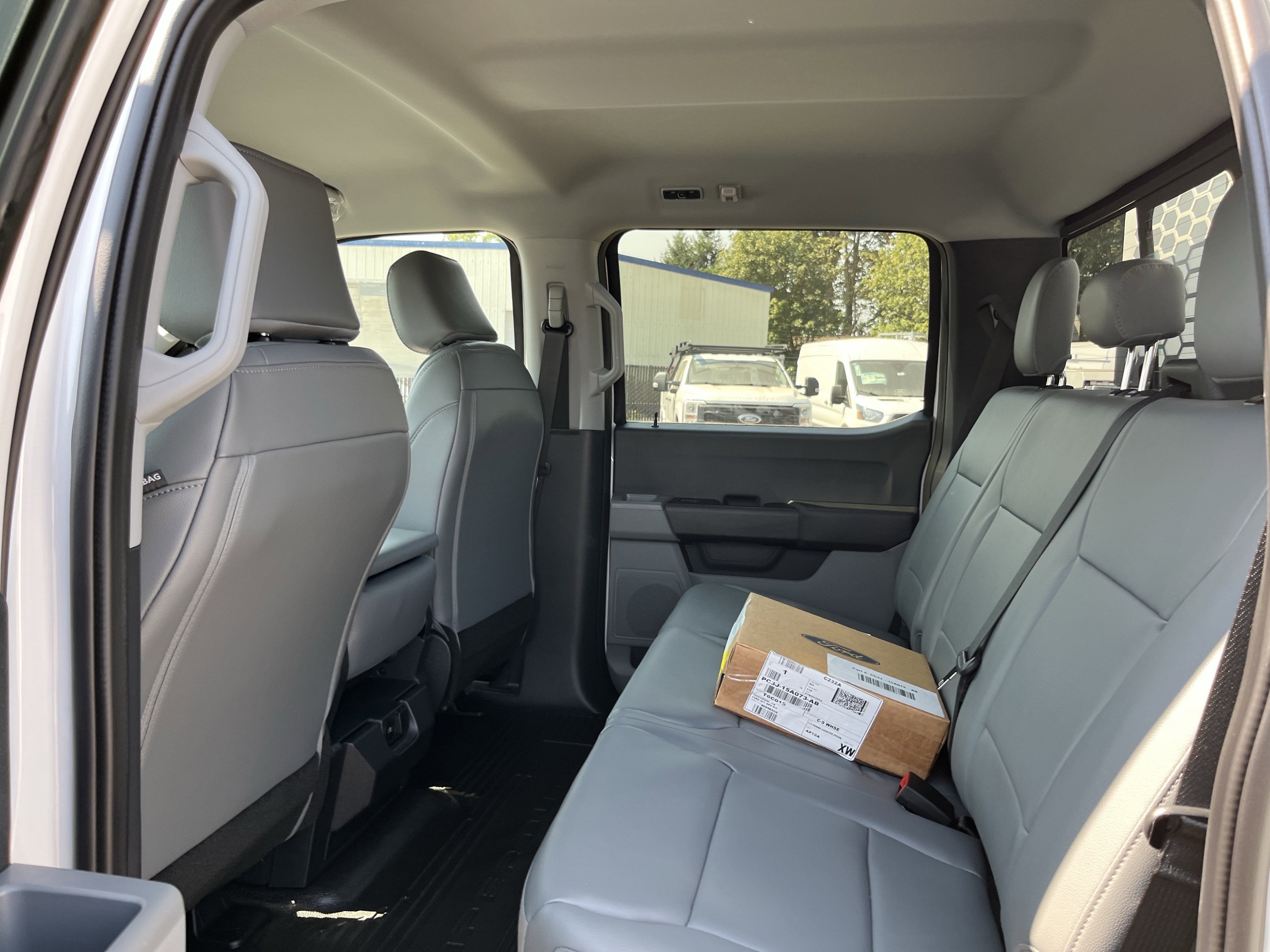 2025 Ford Super Duty F-350 DRW XL