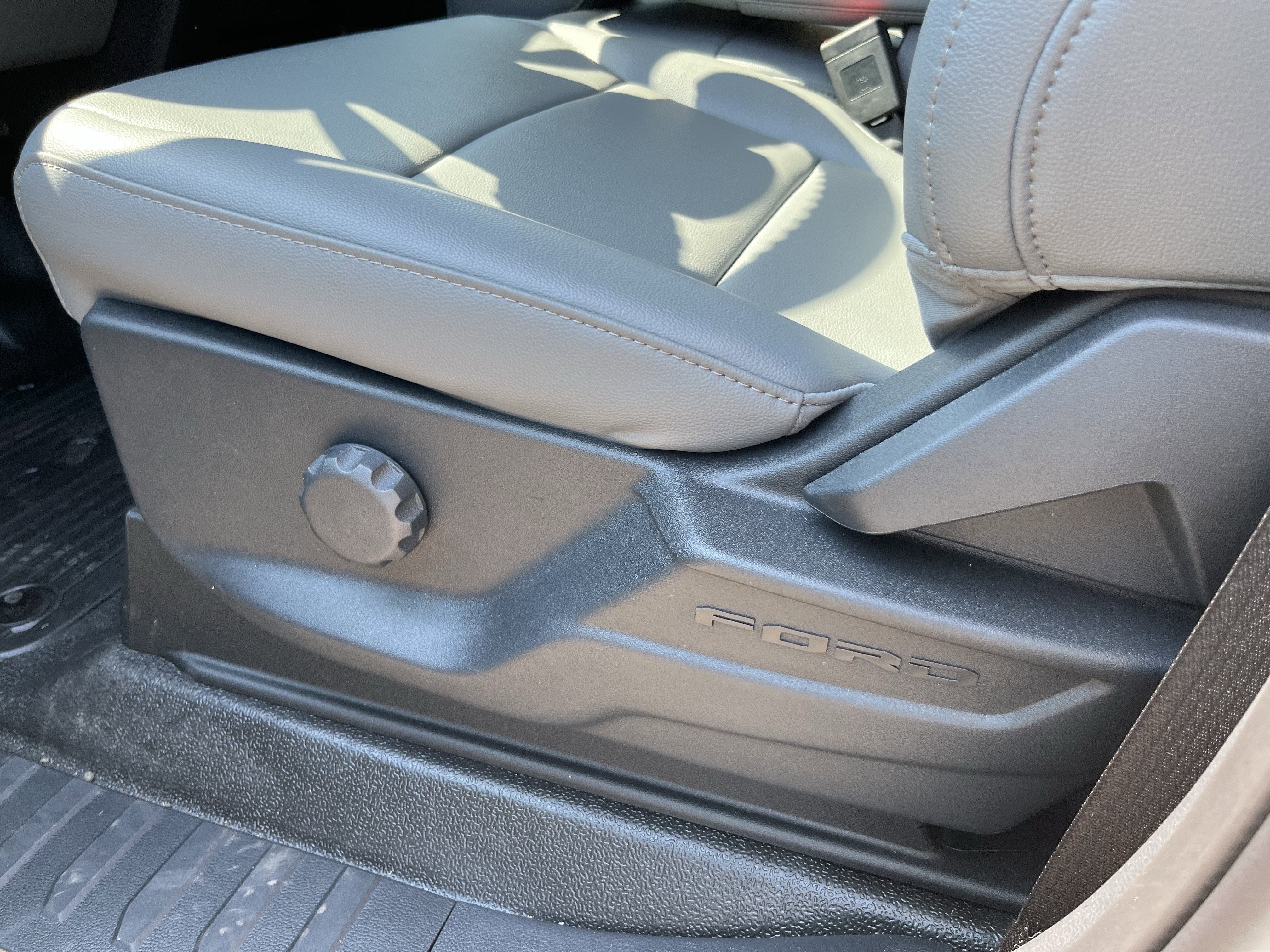 2025 Ford Super Duty F-350 DRW XL