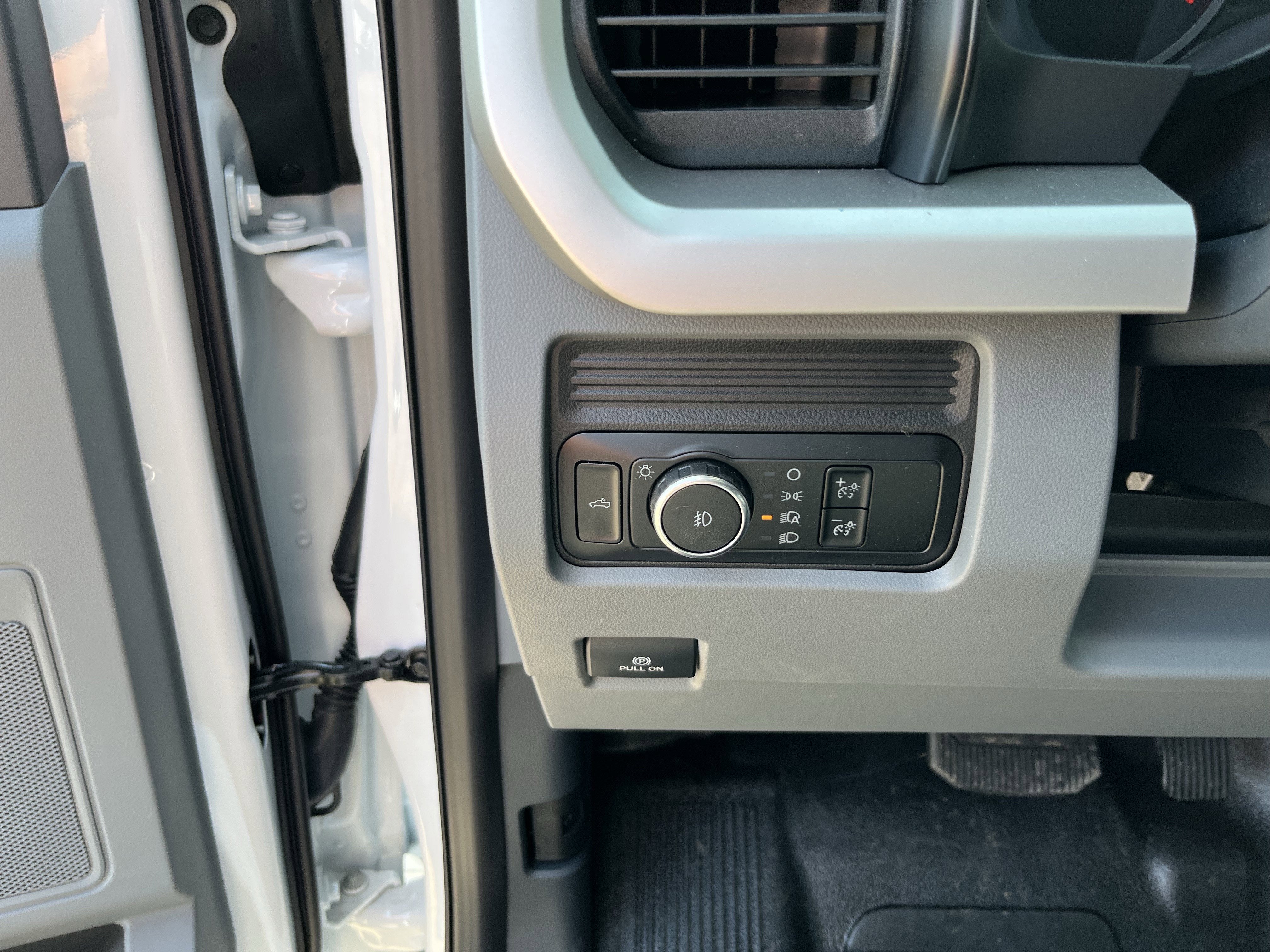 2025 Ford Super Duty F-350 DRW XL