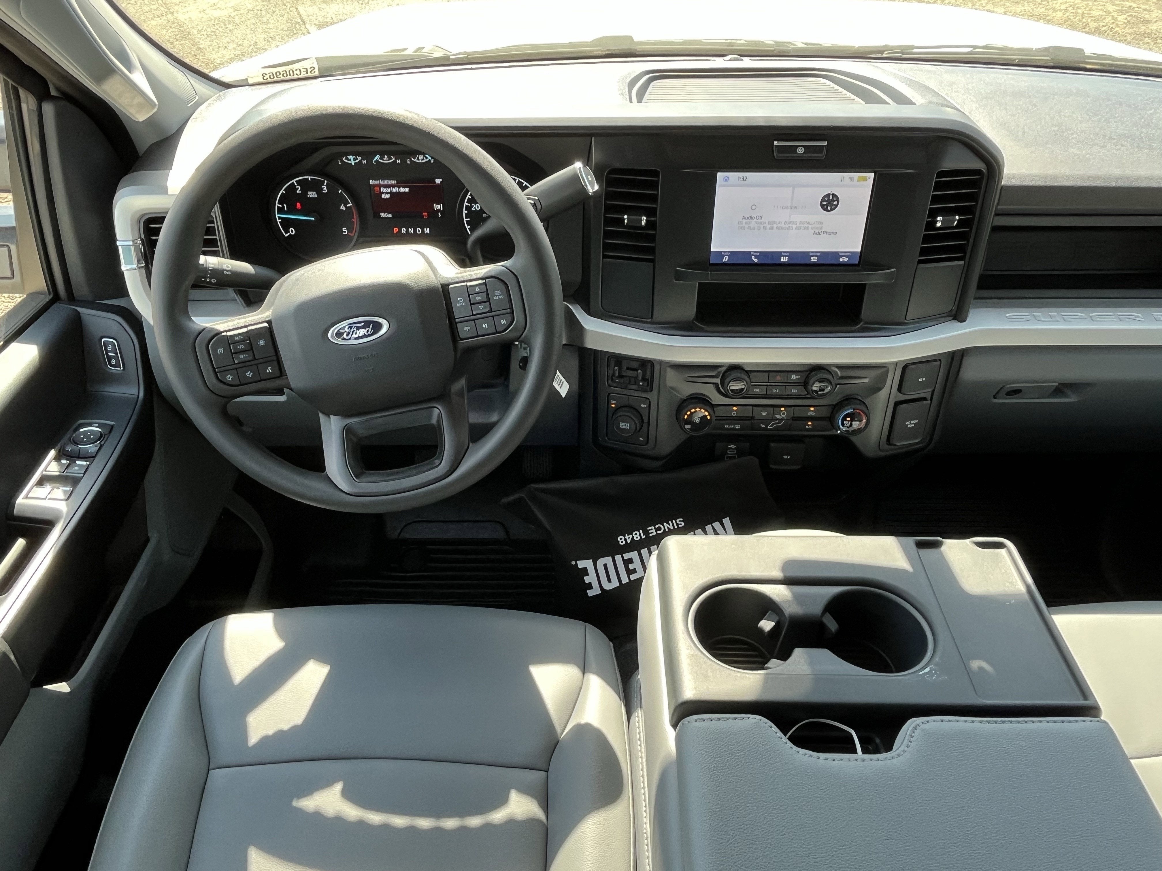 2025 Ford Super Duty F-350 DRW XL