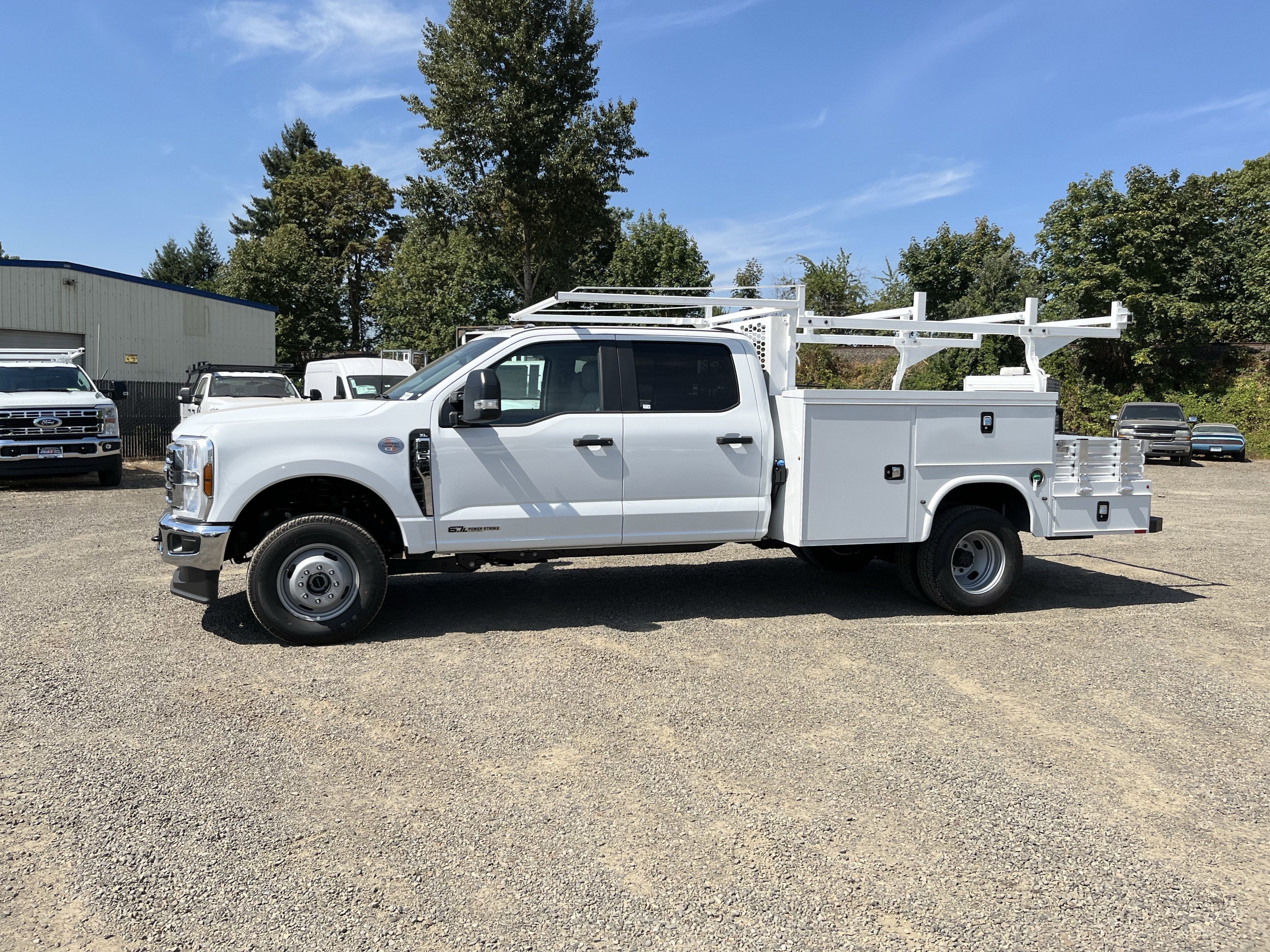 2025 Ford Super Duty F-350 DRW XL