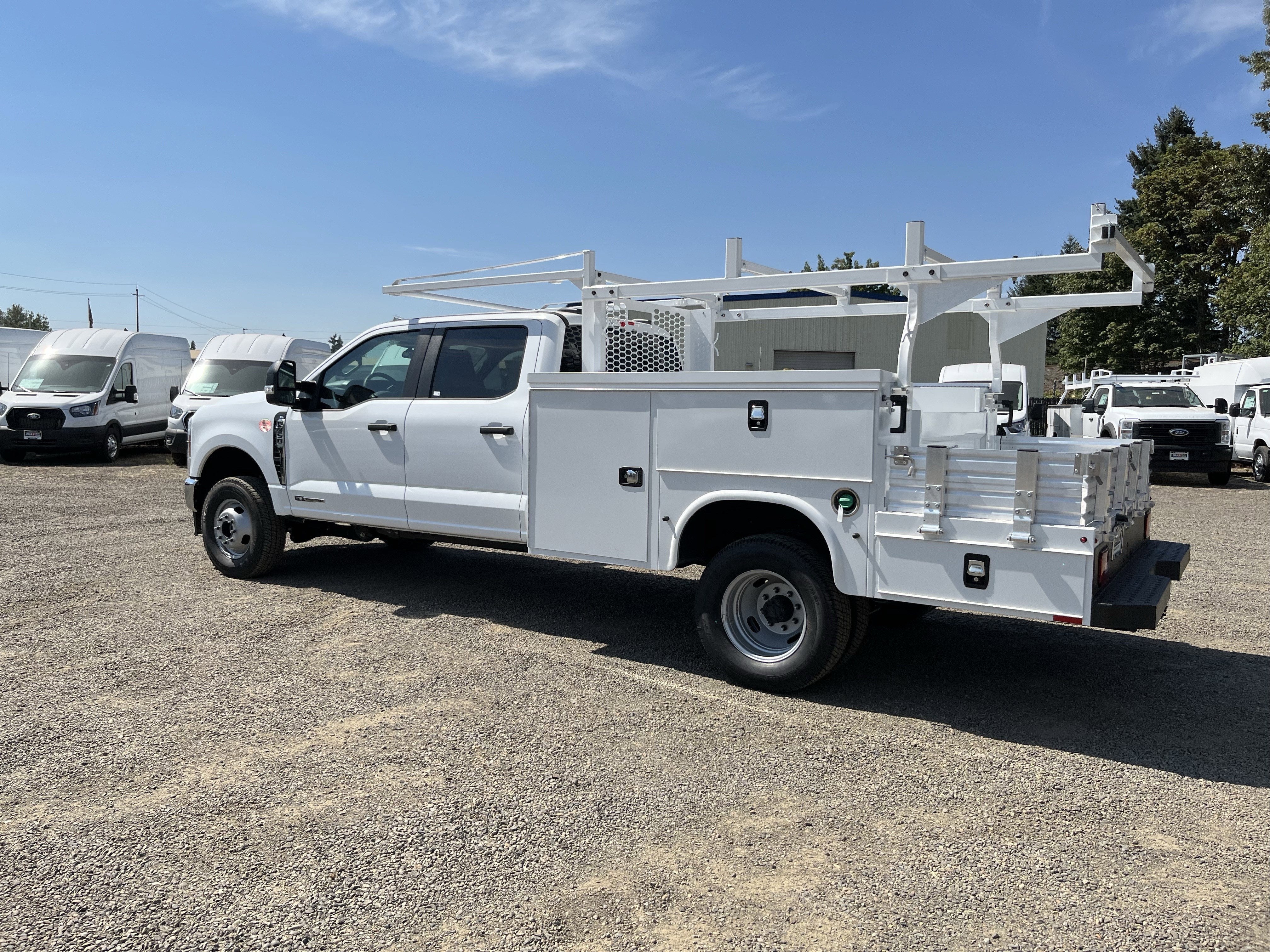 2025 Ford Super Duty F-350 DRW XL
