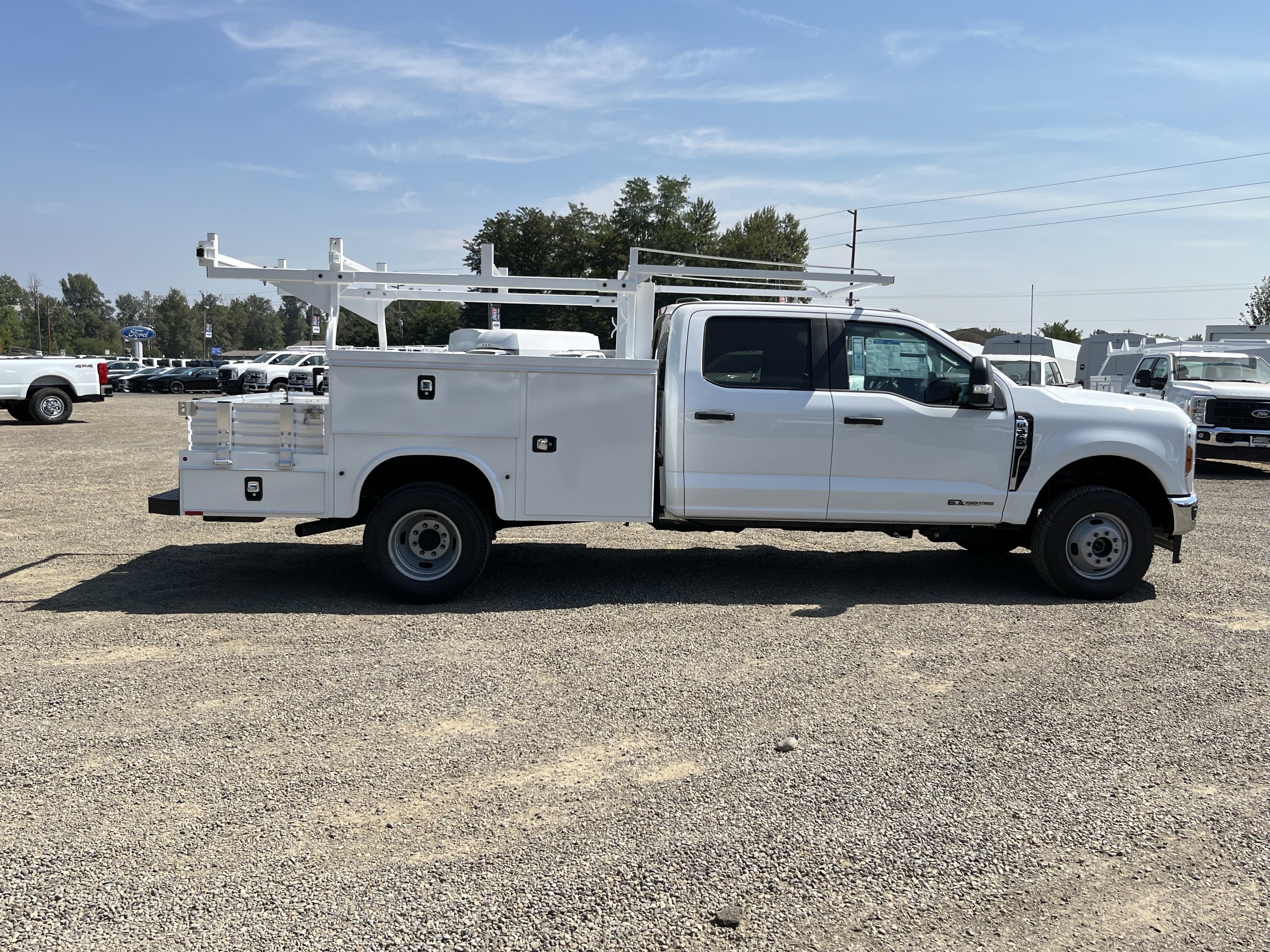 2025 Ford Super Duty F-350 DRW XL