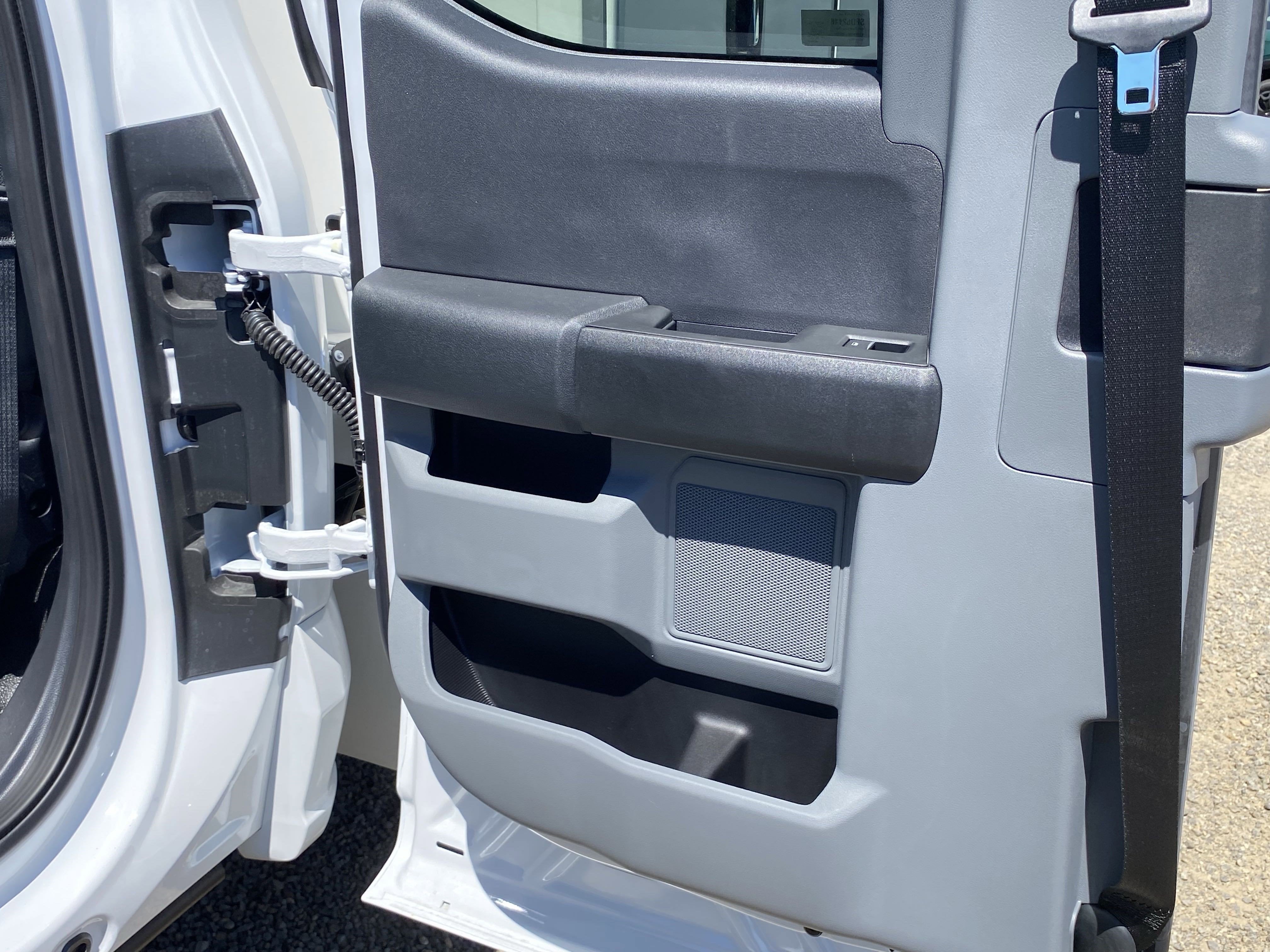 2025 Ford Super Duty F-350 DRW XL 4WD SuperCab 168 WB 60 CA