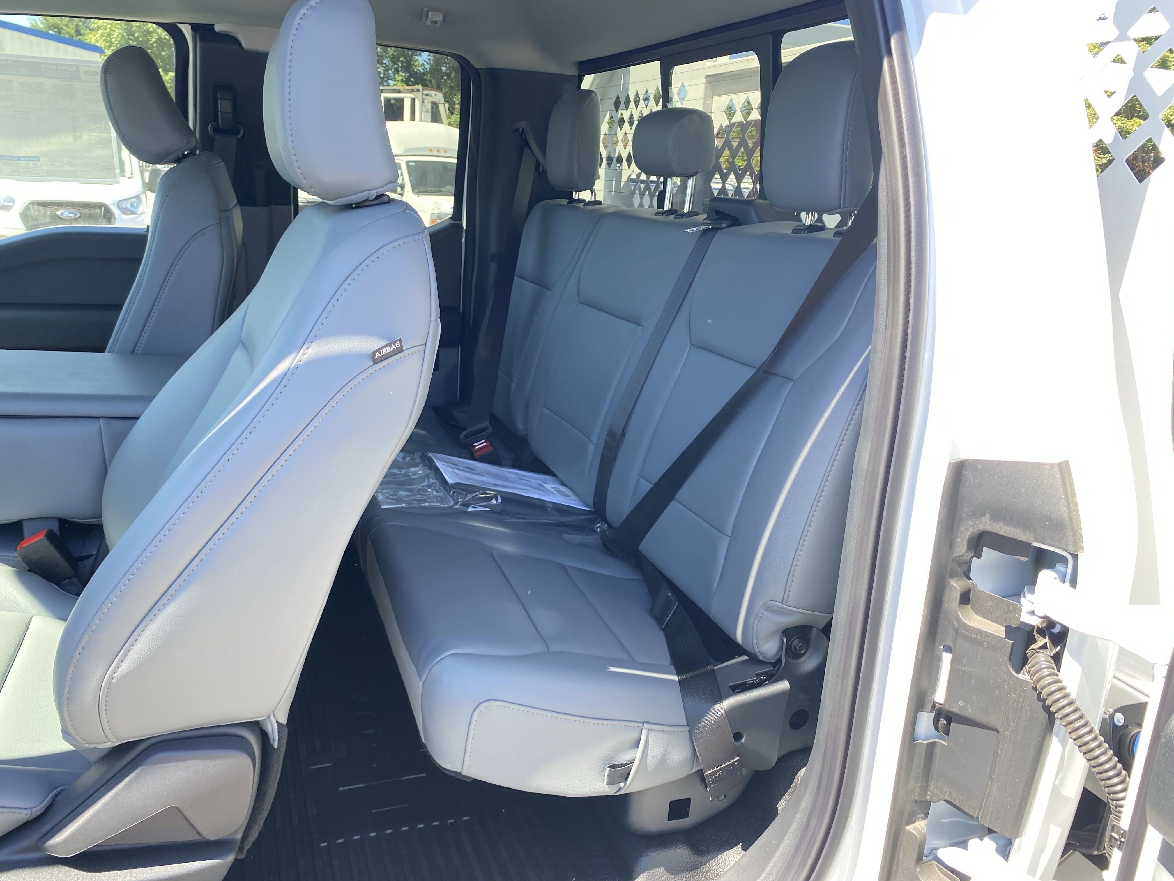 2025 Ford Super Duty F-350 DRW XL 4WD SuperCab 168 WB 60 CA