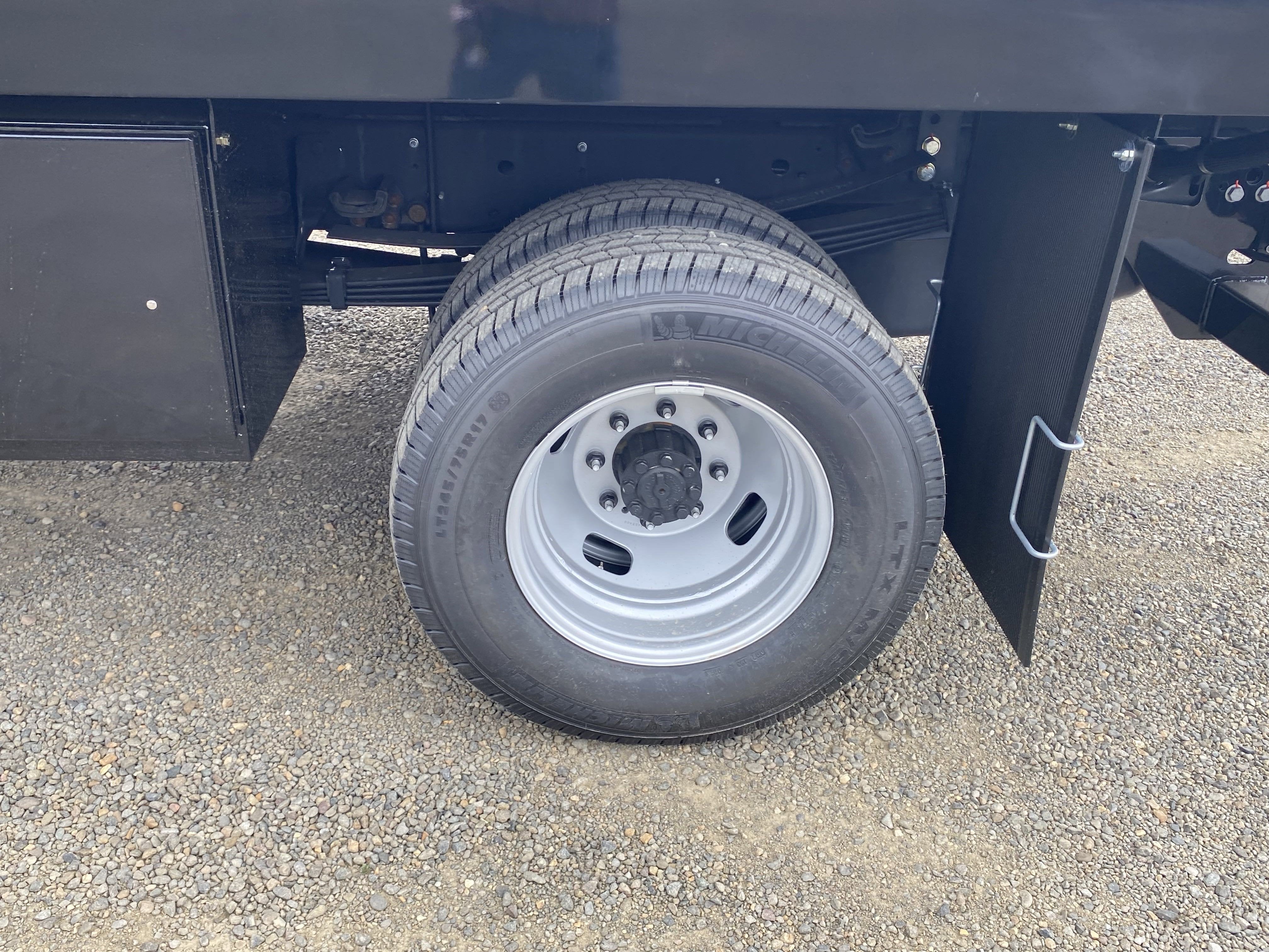 2025 Ford Super Duty F-350 DRW XL 4WD SuperCab 168 WB 60 CA