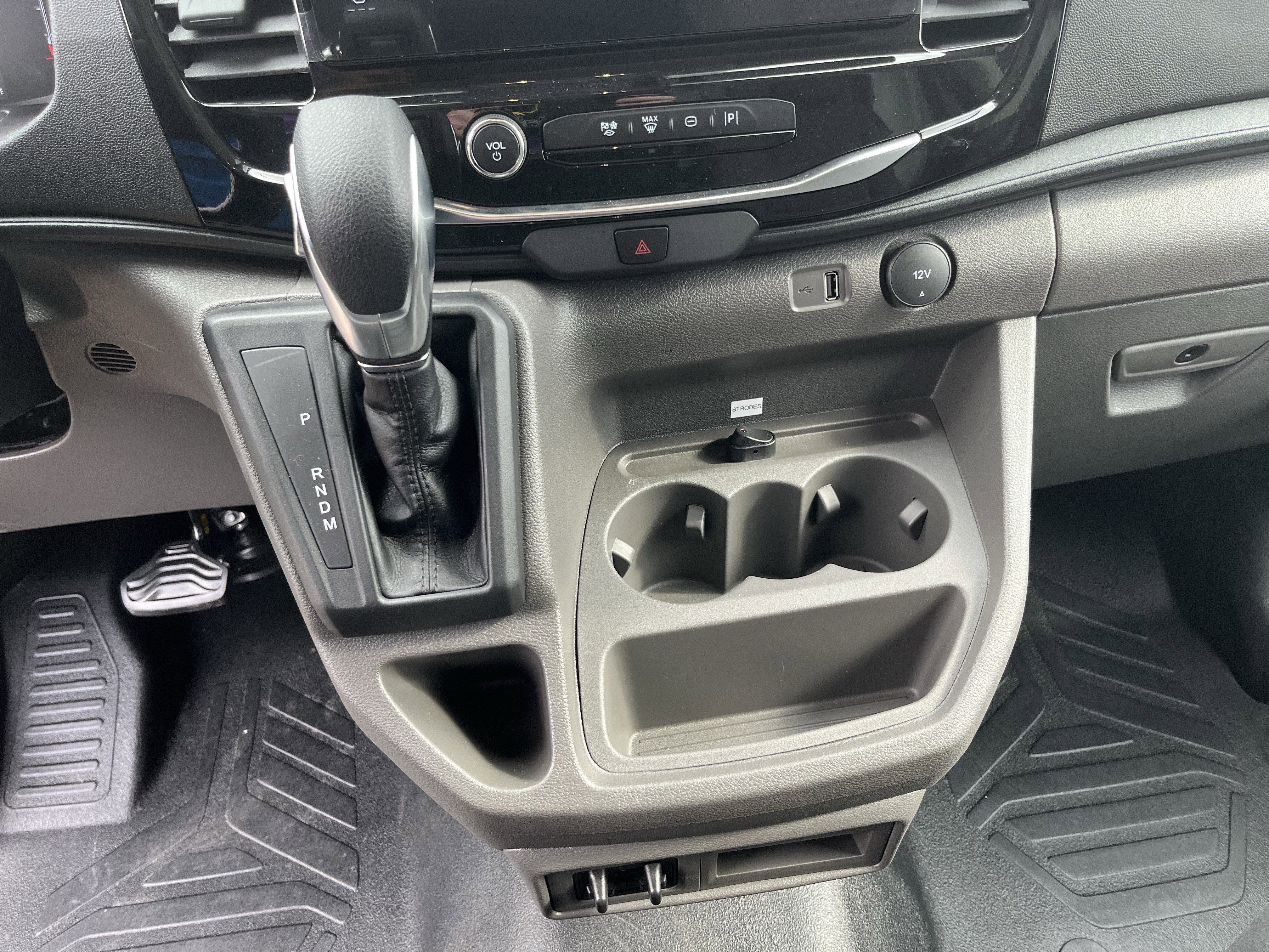 2026 Ford Transit Cutaway XL CUTAWAY T-350 AWD SRW 138 WB 9500 GVWR