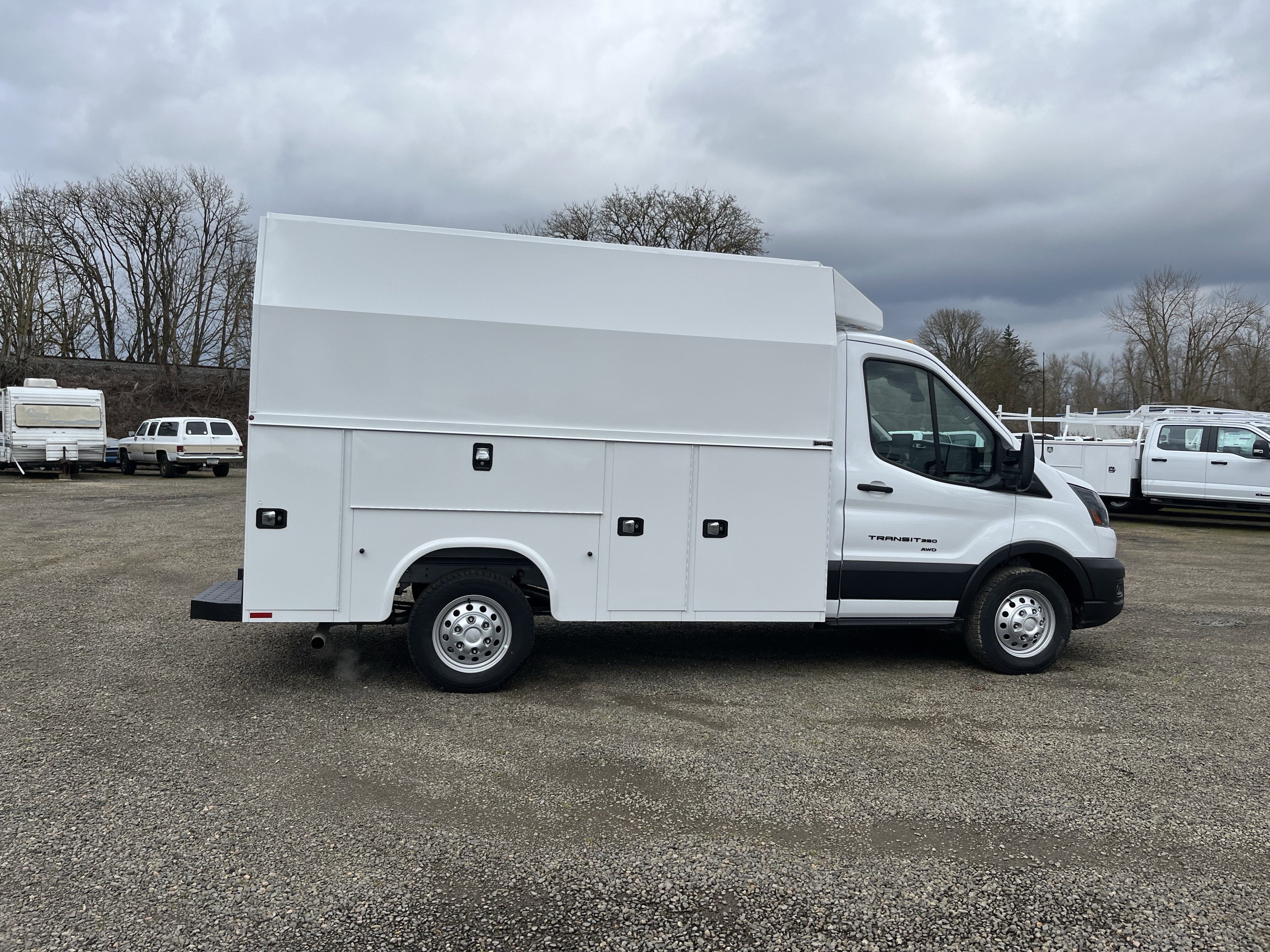 2026 Ford Transit Cutaway XL CUTAWAY T-350 AWD SRW 138 WB 9500 GVWR