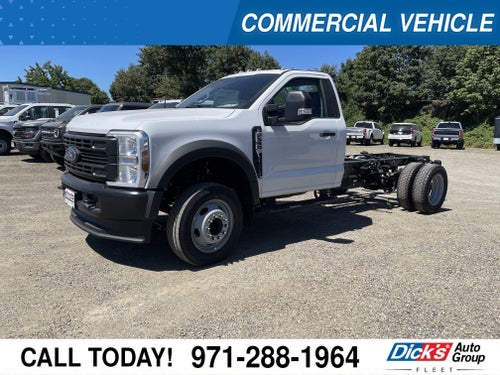 2026 Ford Super Duty F-550 DRW XL 2WD Reg Cab 169 WB 84 CA