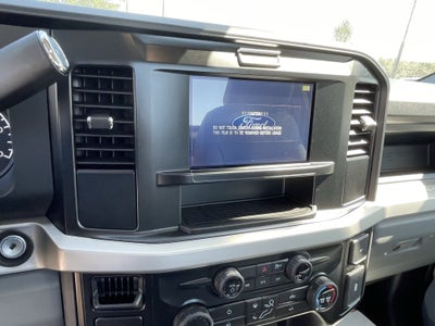 2026 Ford Super Duty F-550 DRW XL 2WD Reg Cab 169 WB 84 CA