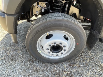 2026 Ford Super Duty F-550 DRW XL 2WD Reg Cab 169 WB 84 CA