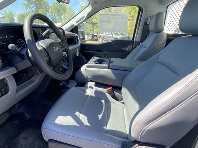2025 Ford Super Duty F-350 DRW XL 4WD Reg Cab 145 WB 60 CA