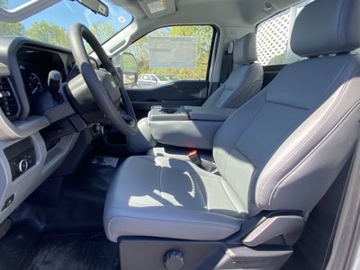 2025 Ford Super Duty F-350 DRW XL 4WD Reg Cab 145 WB 60 CA