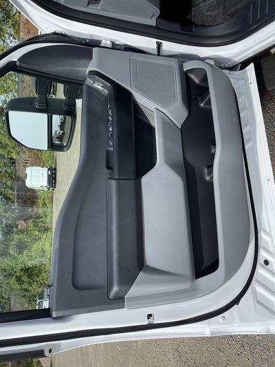 2026 Ford Super Duty F-550 DRW XL 4WD Crew Cab 203 WB 84 CA