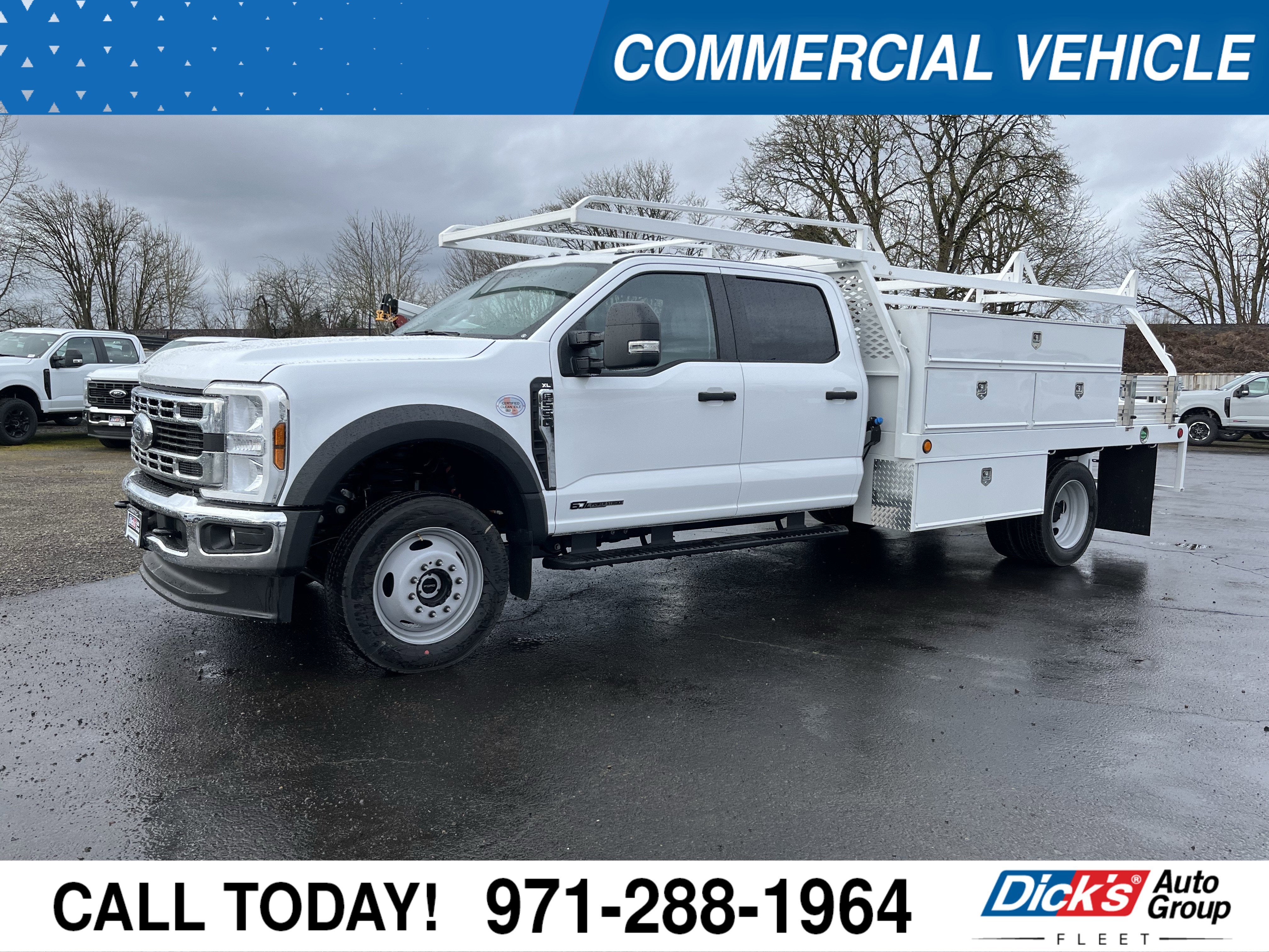 2026 Ford Super Duty F-550 DRW XL 4WD Crew Cab 203 WB 84 CA