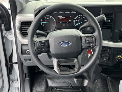 2026 Ford Super Duty F-550 DRW XL 4WD Crew Cab 203 WB 84 CA