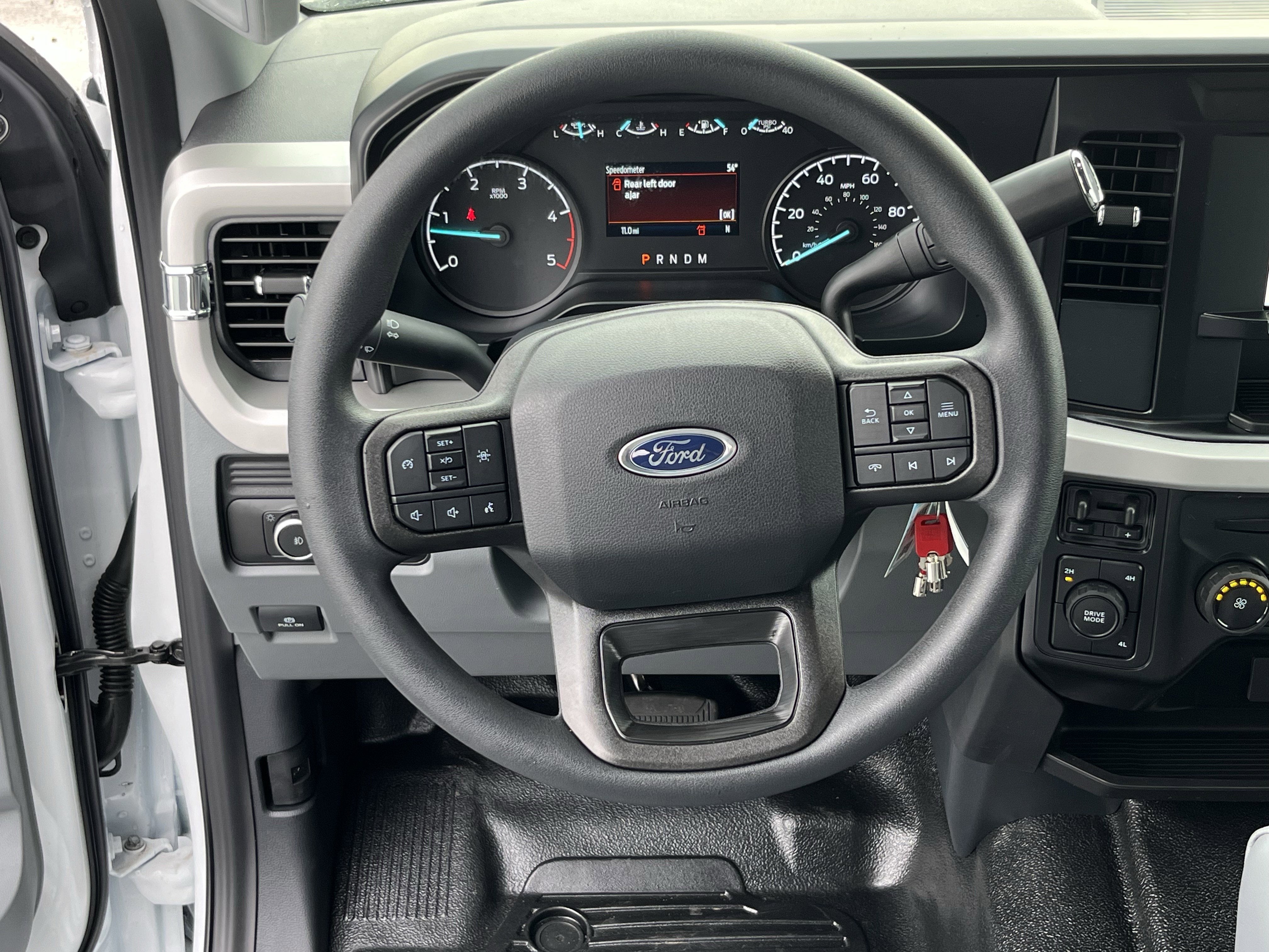 2026 Ford Super Duty F-550 DRW XL 4WD Crew Cab 203 WB 84 CA