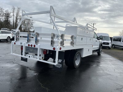 2026 Ford Super Duty F-550 DRW XL 4WD Crew Cab 203 WB 84 CA